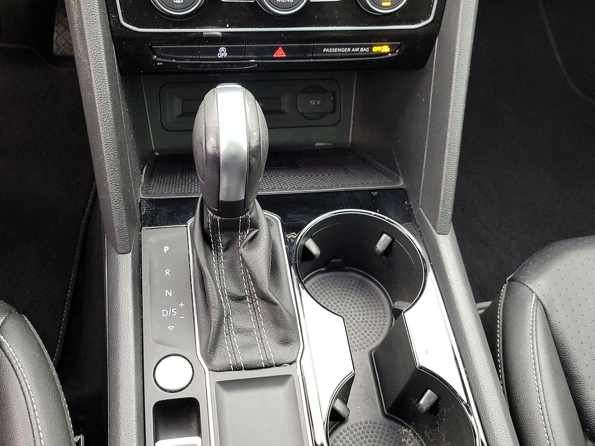 Thumbnail: 2023 Volkswagen Atlas - 17