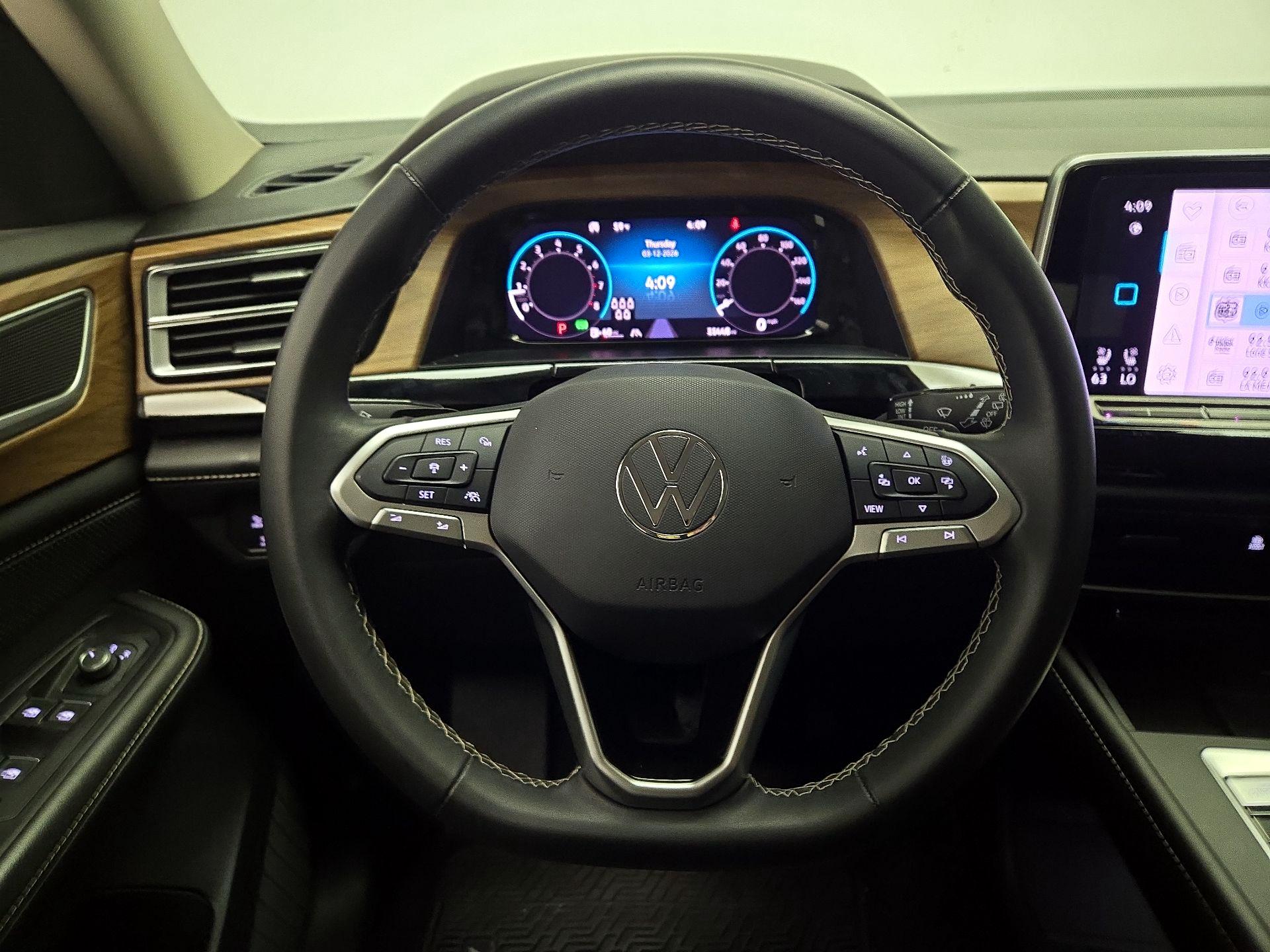 Thumbnail: 2024 Volkswagen Atlas - 10