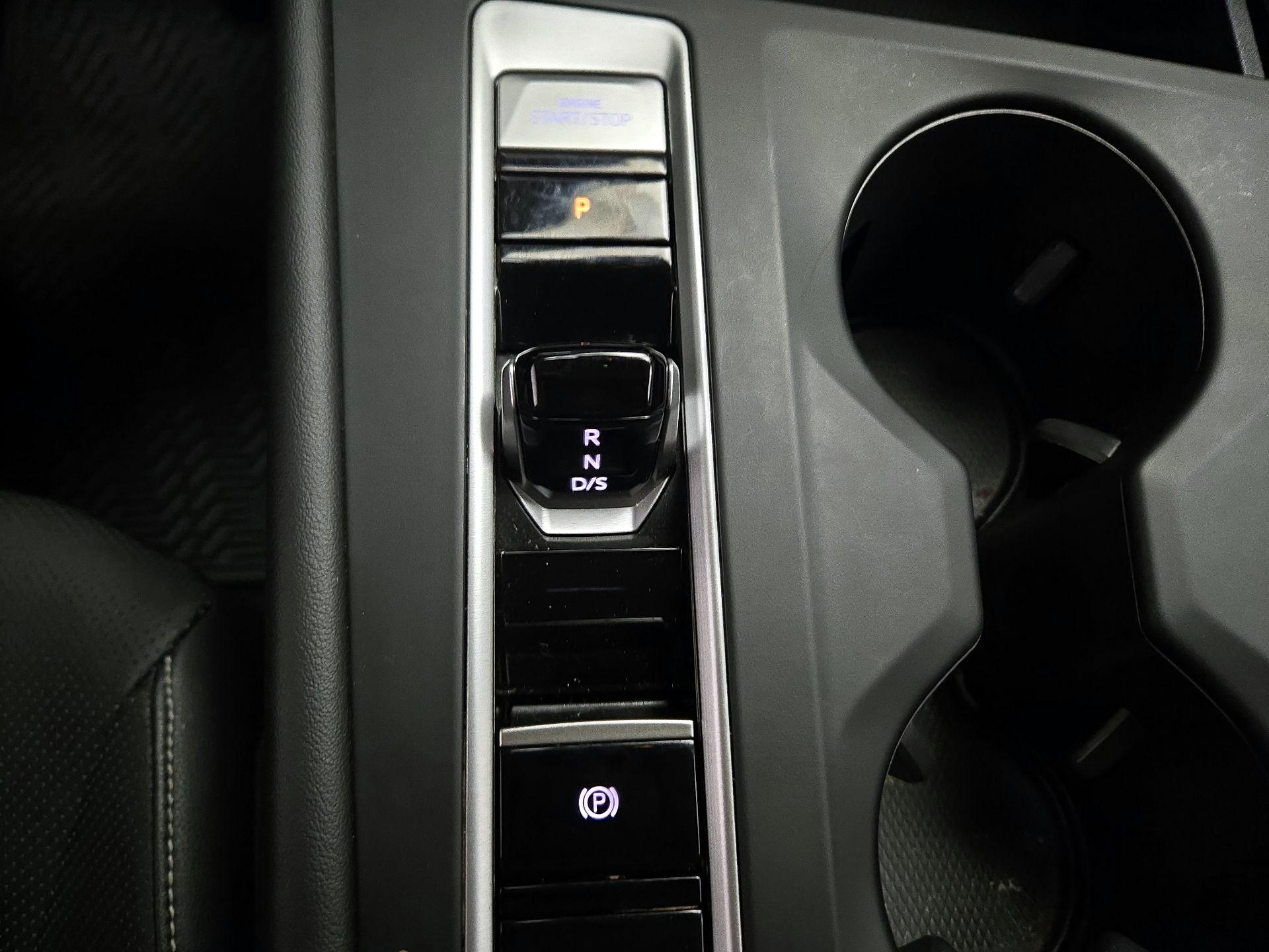 Thumbnail: 2024 Volkswagen Atlas - 17