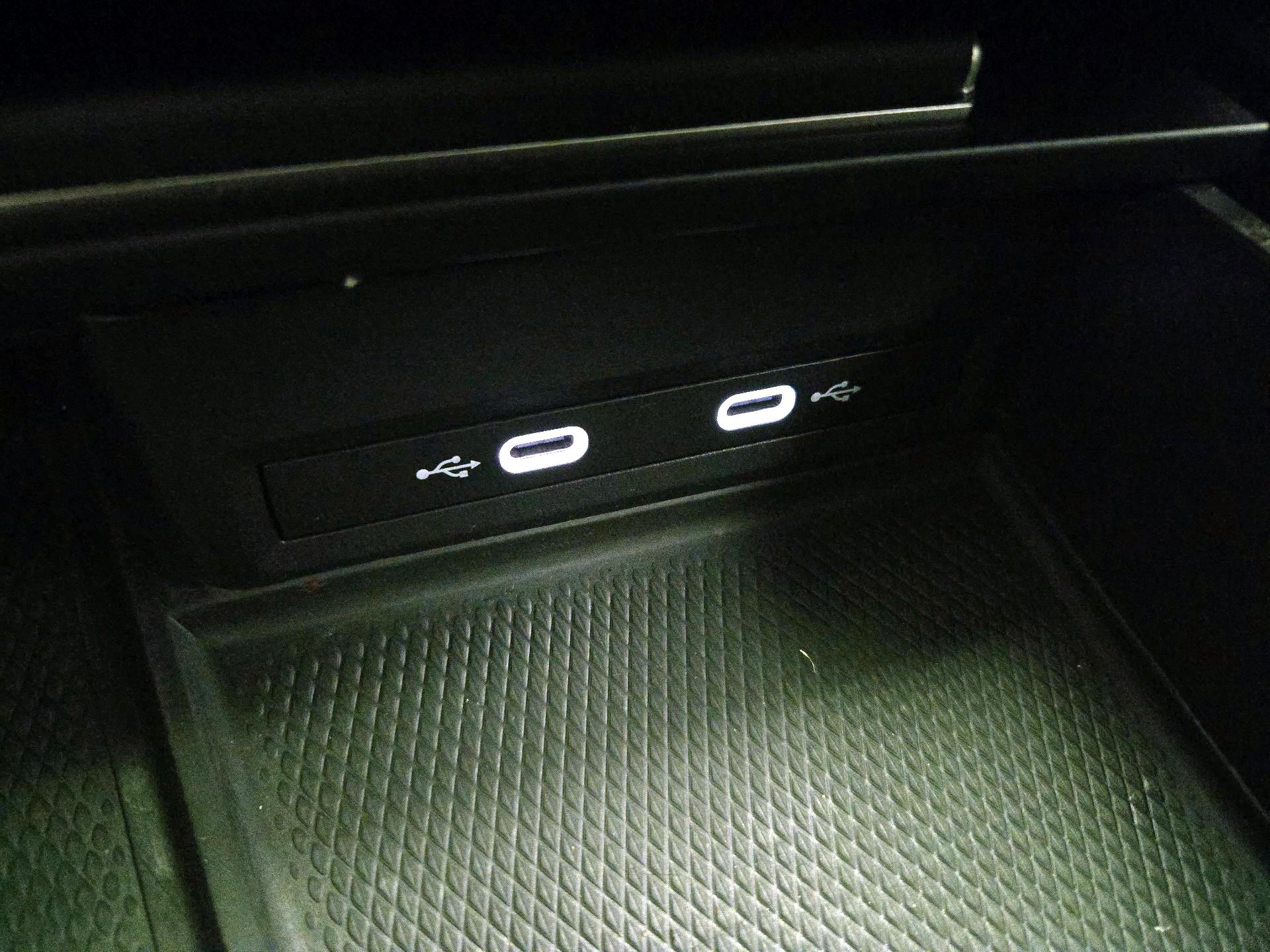 Thumbnail: 2024 Volkswagen Atlas - 18