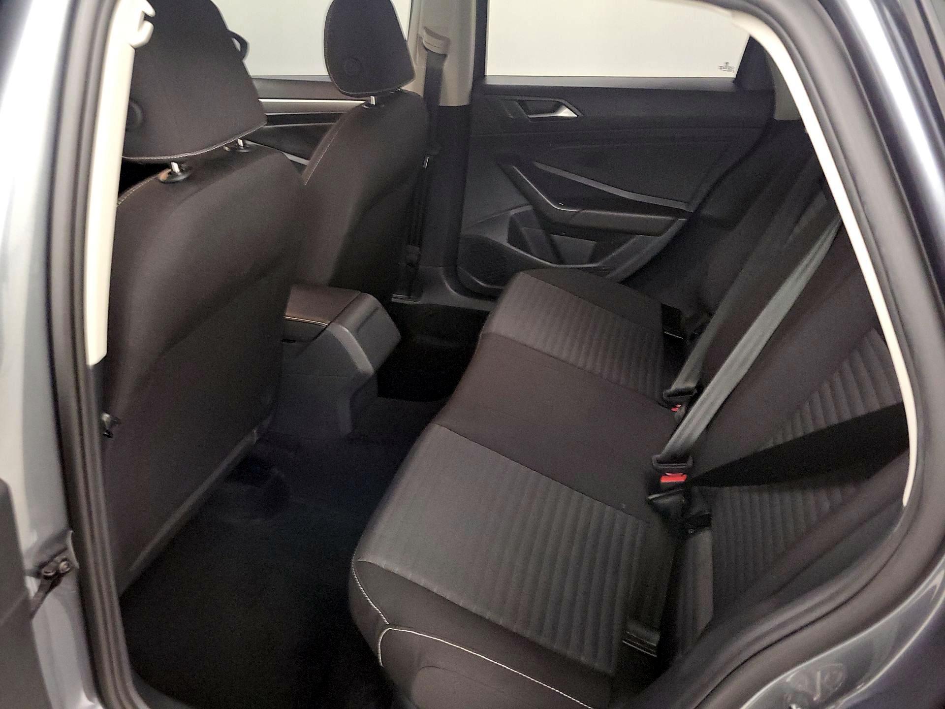 Thumbnail: 2024 Volkswagen Jetta - 19