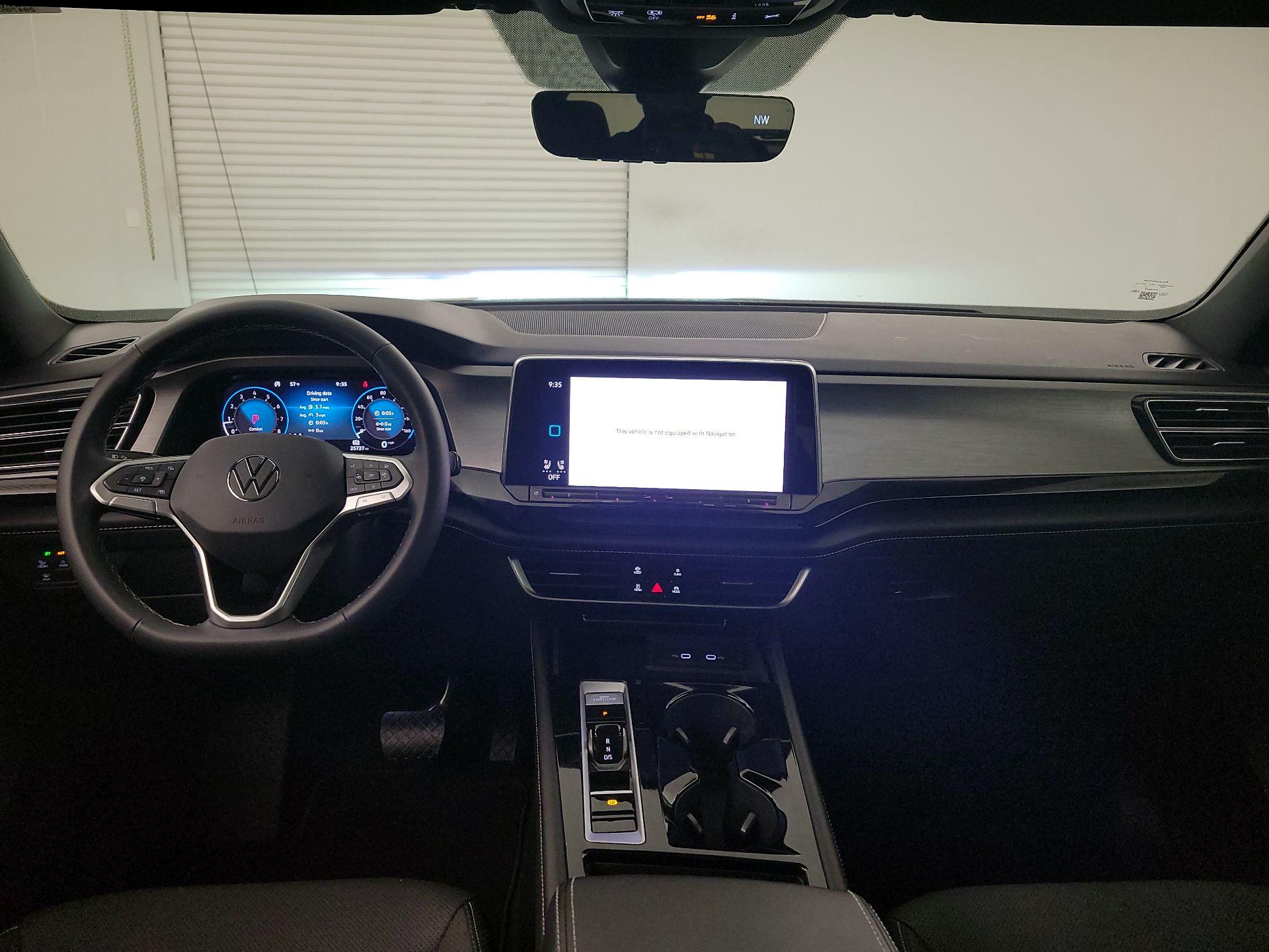 Thumbnail: 2024 Volkswagen Atlas - 9