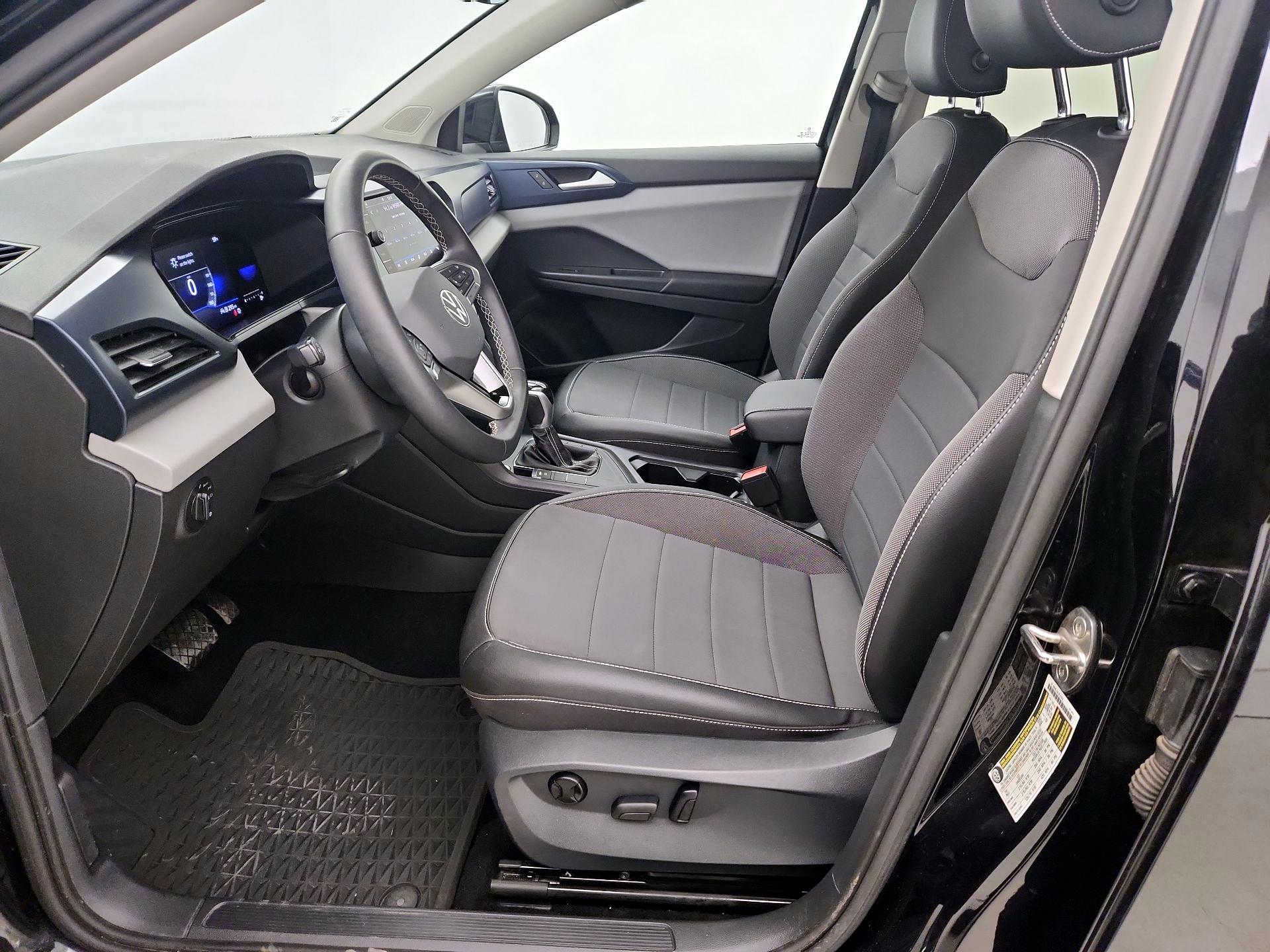 Thumbnail: 2022 Volkswagen Taos - 11