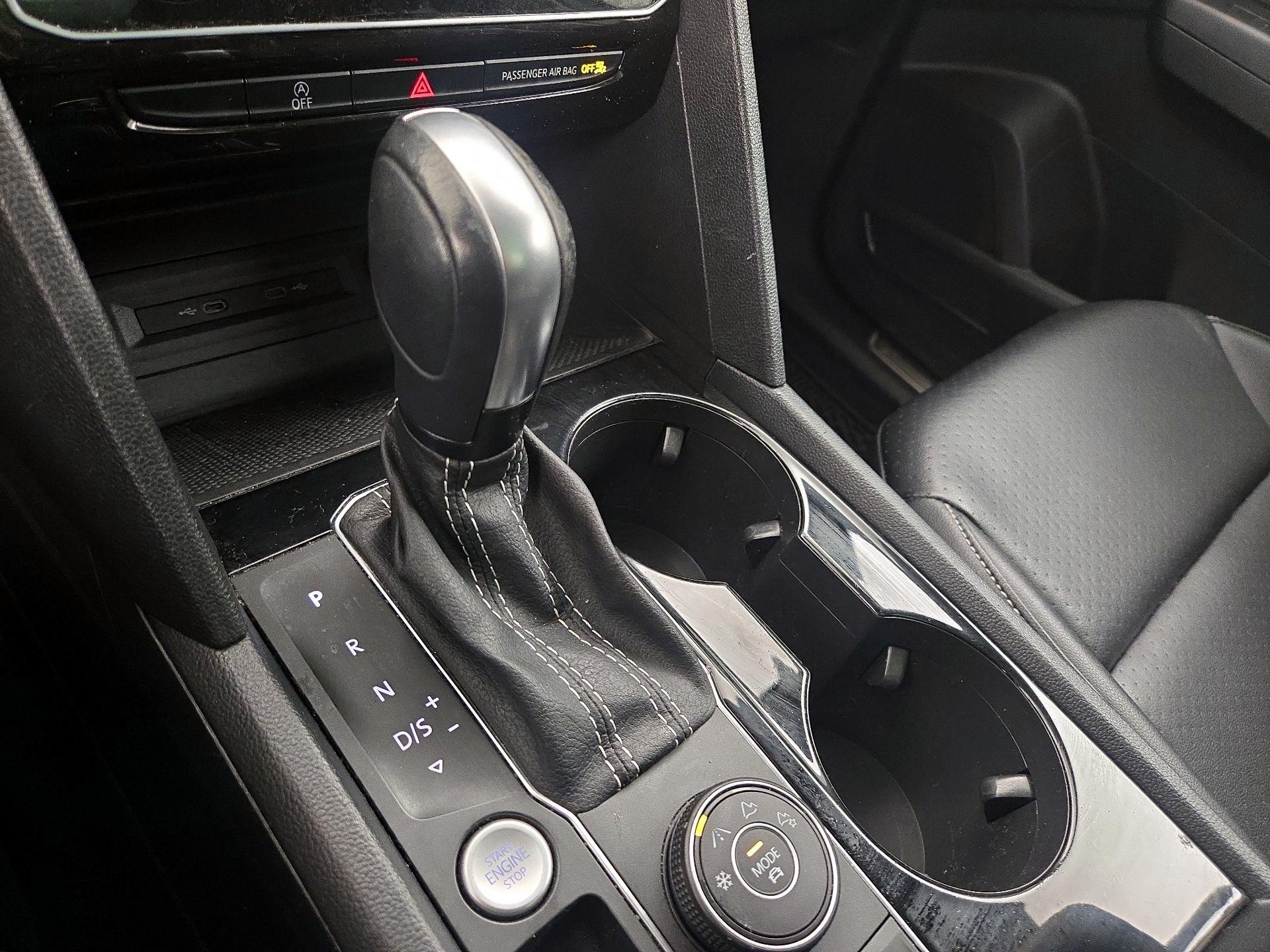 Thumbnail: 2022 Volkswagen Atlas - 17