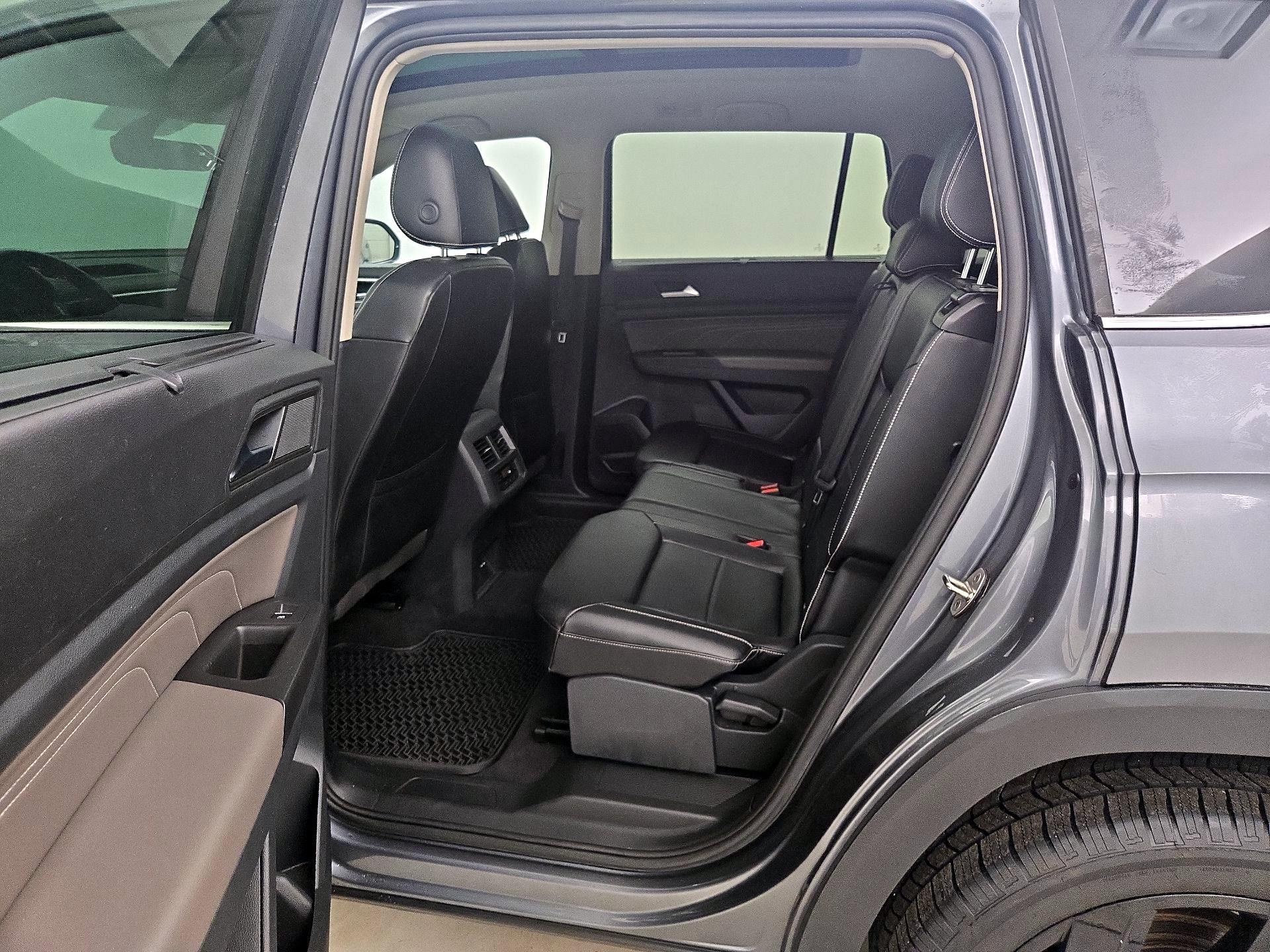 Thumbnail: 2022 Volkswagen Atlas - 20