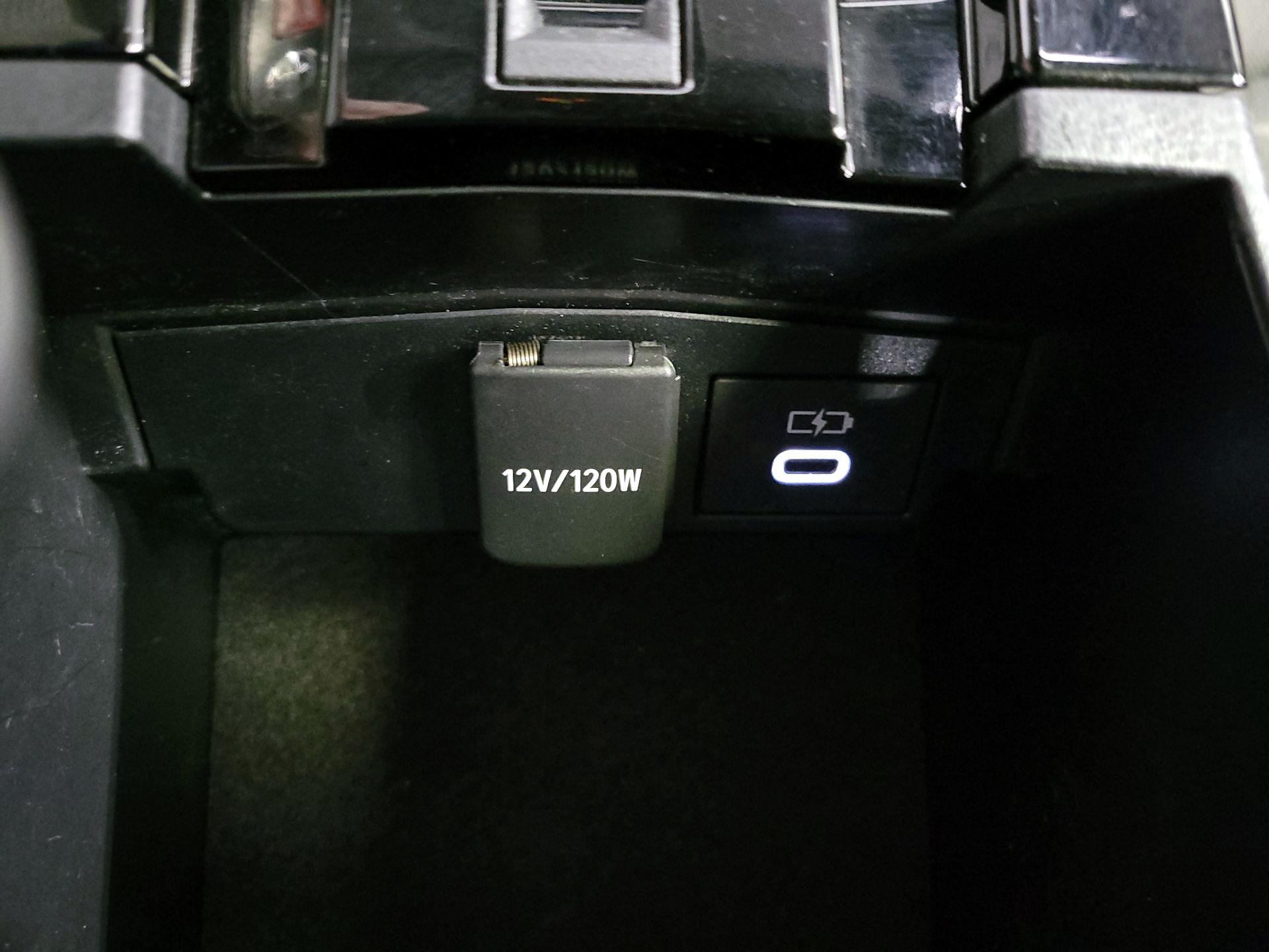 Thumbnail: 2023 Toyota Corolla - 19