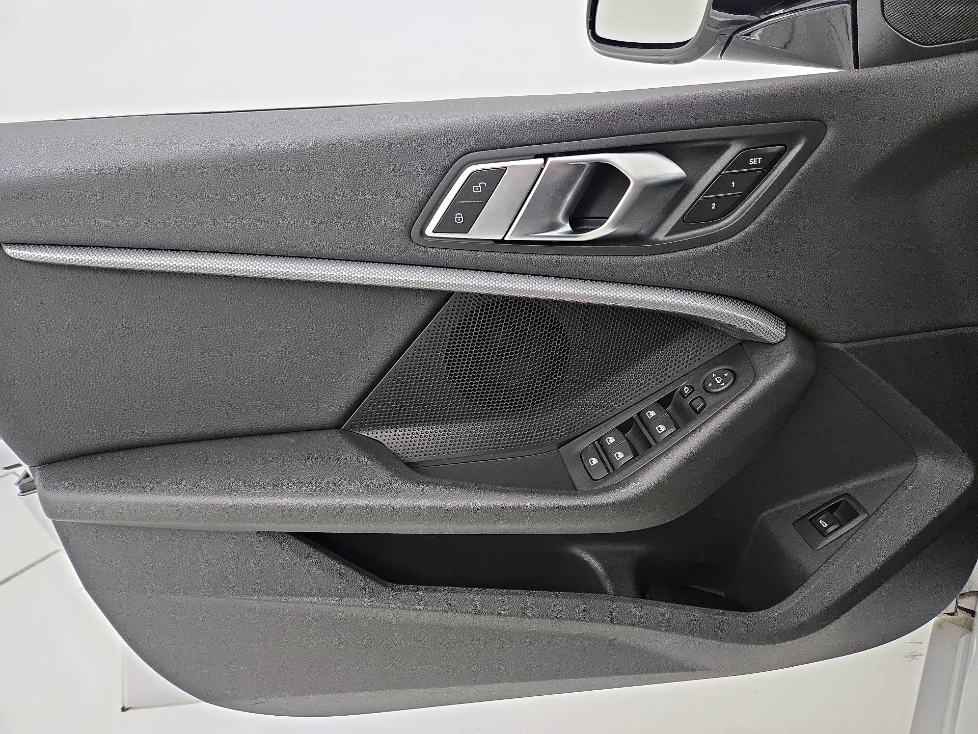 Thumbnail: 2021 BMW 2 Series - 12