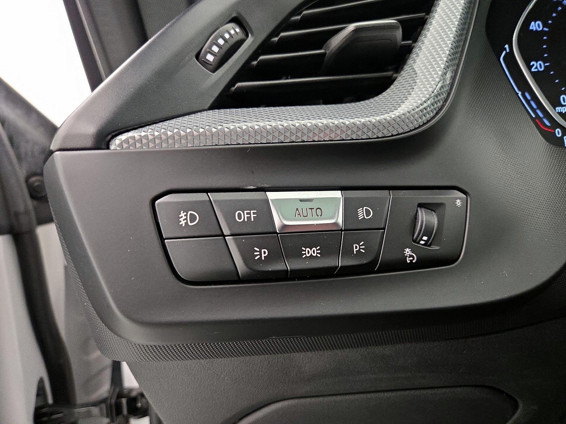 Thumbnail: 2021 BMW 2 Series - 13