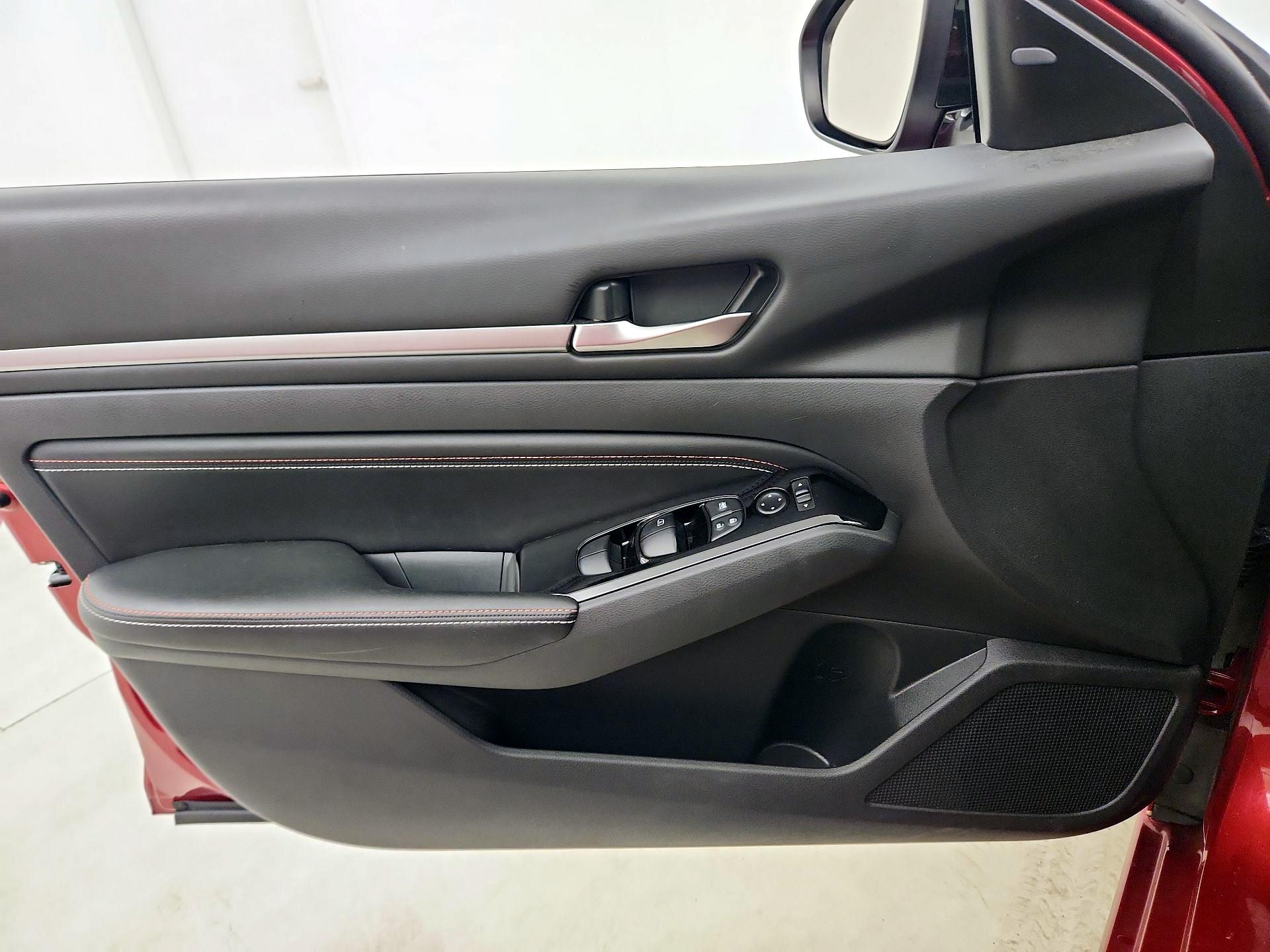 Thumbnail: 2023 Nissan Altima - 12