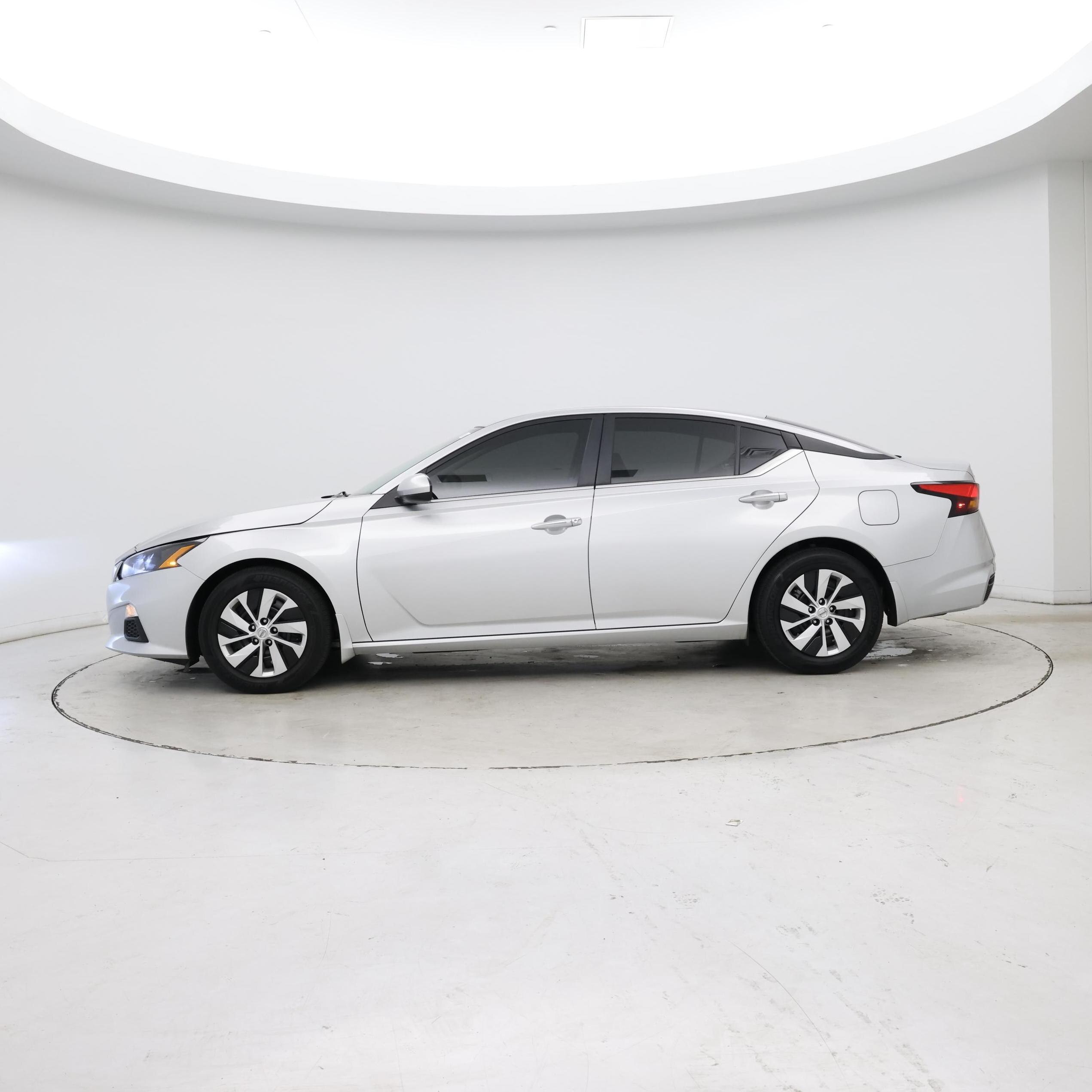 Thumbnail: 2022 Nissan Altima - 3