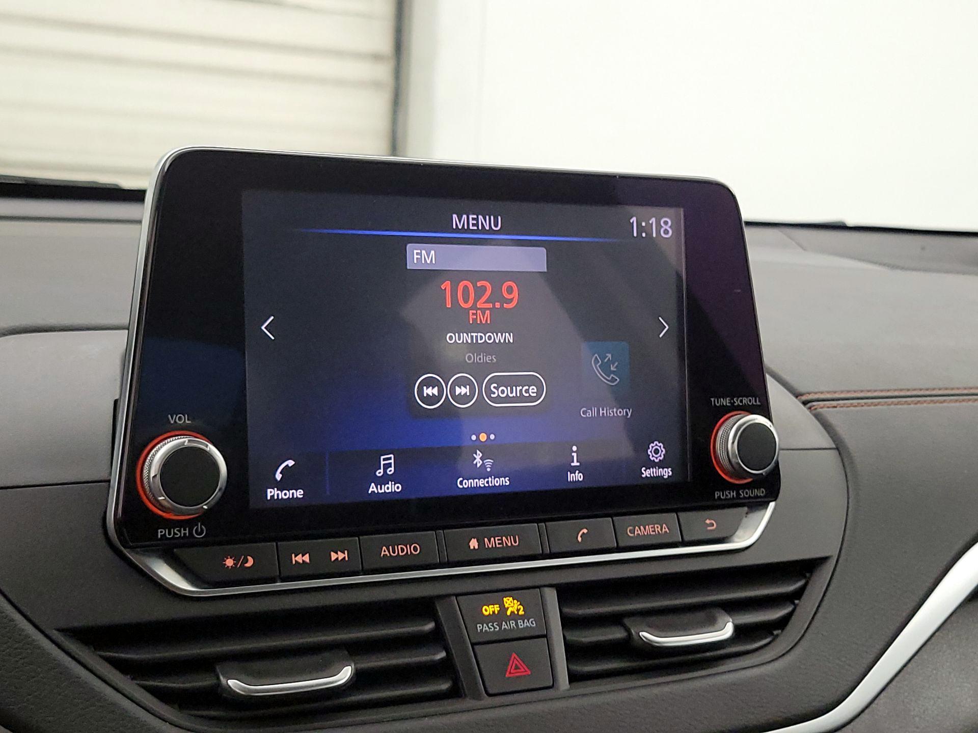 Thumbnail: 2021 Nissan Altima - 15