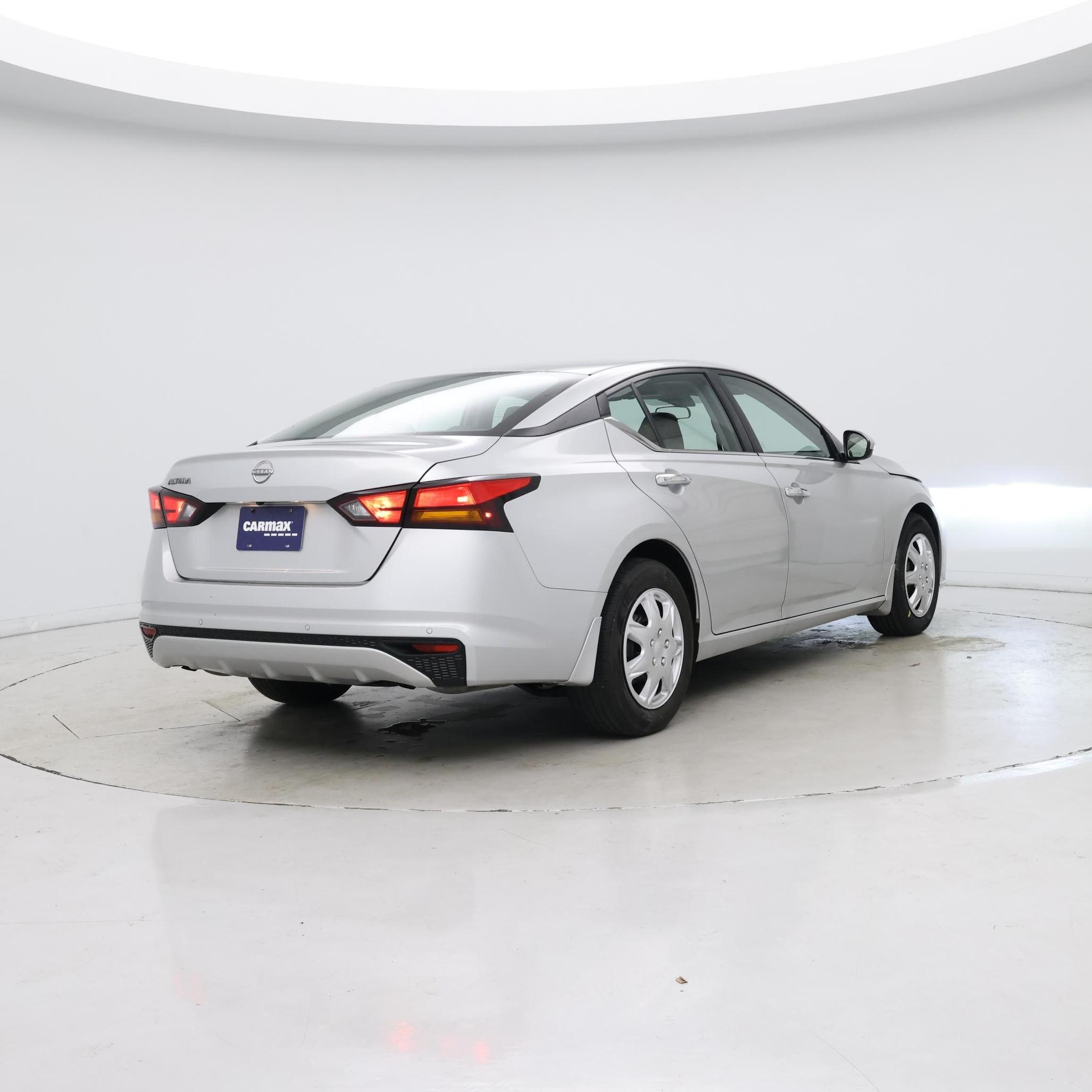 Thumbnail: 2023 Nissan Altima - 8