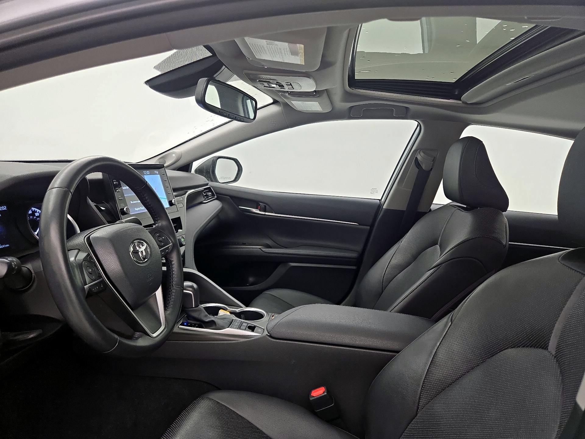 Thumbnail: 2022 Toyota Camry - 20