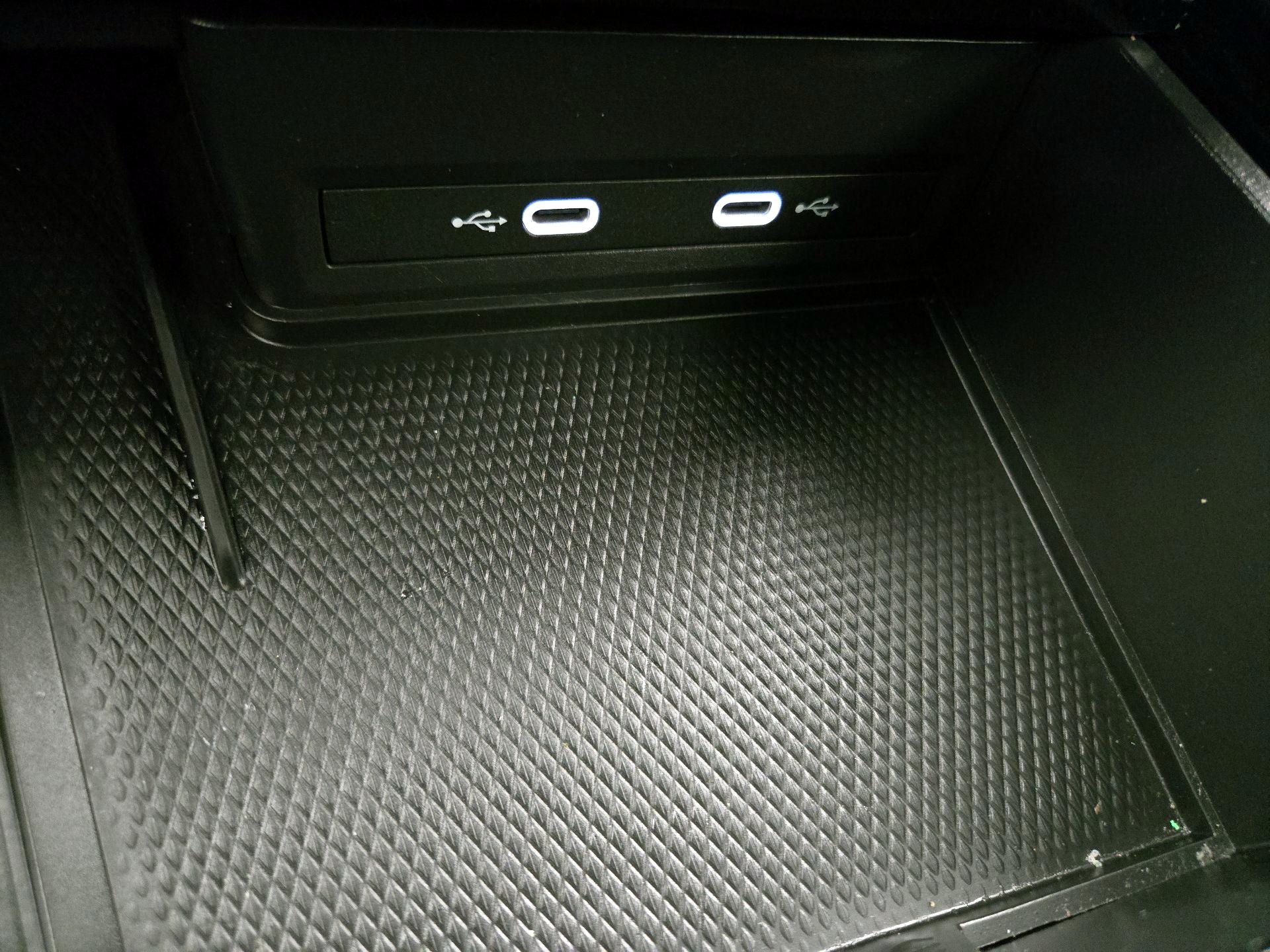 Thumbnail: 2025 Volkswagen Atlas - 18