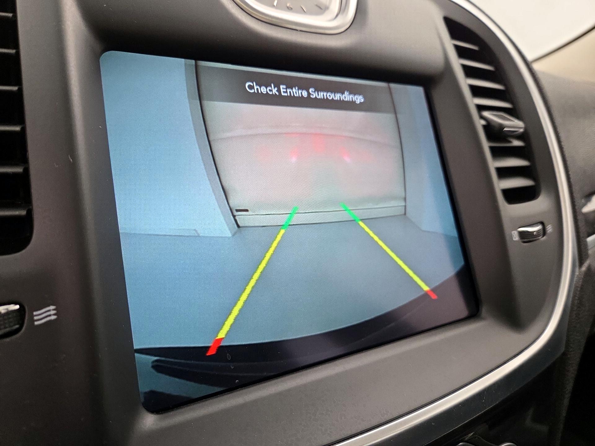 Thumbnail: 2020 Chrysler 300 - 15