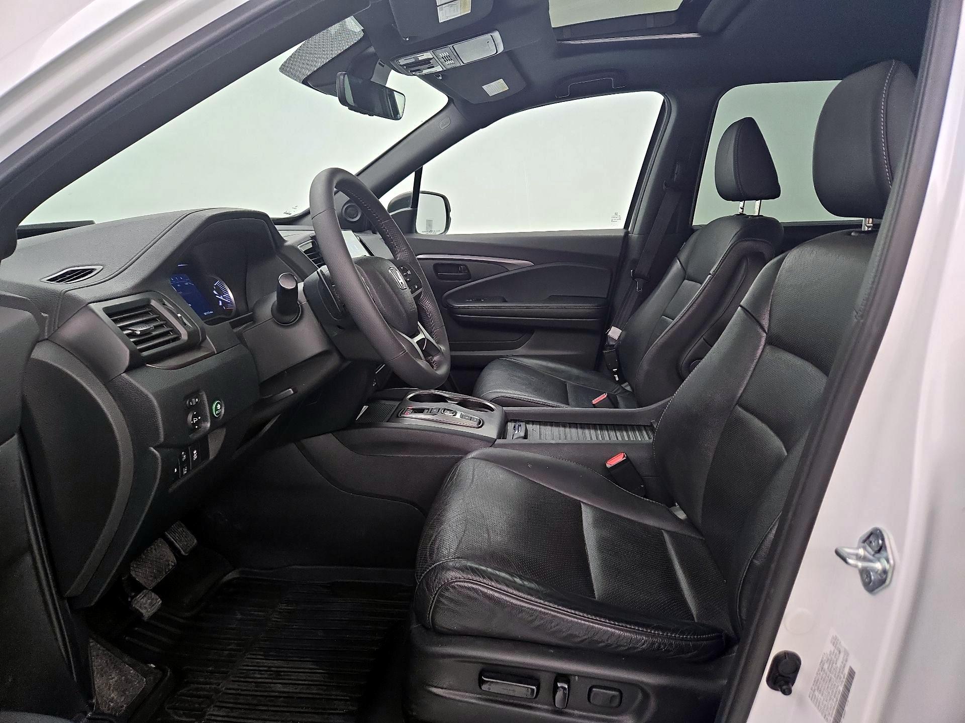 Thumbnail: 2022 Honda Passport - 11