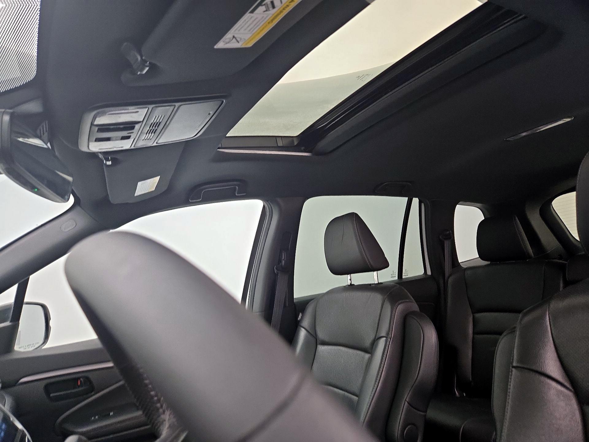 Thumbnail: 2022 Honda Passport - 19