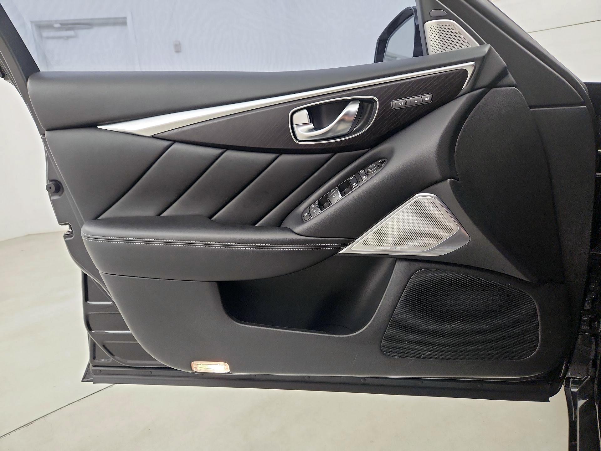 Thumbnail: 2023 INFINITI Q50 - 12