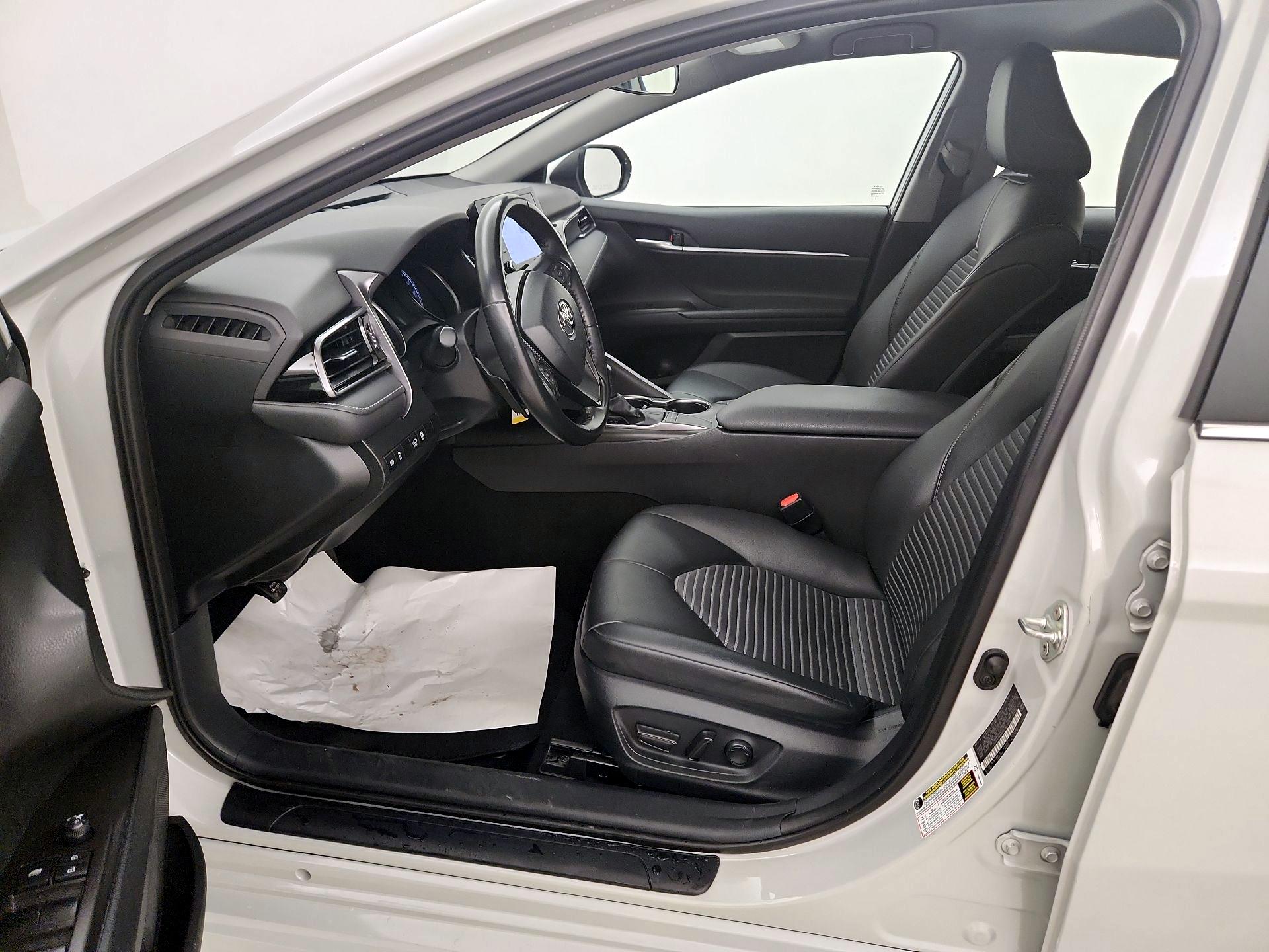 Thumbnail: 2023 Toyota Camry - 9