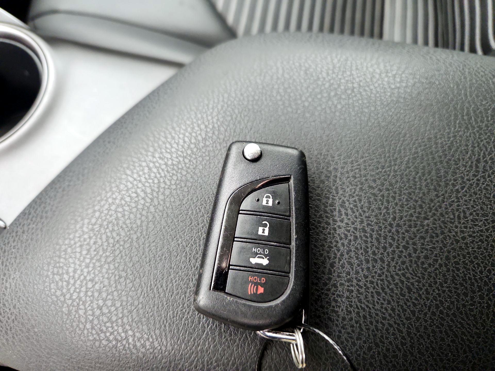 Thumbnail: 2023 Toyota Camry - 20