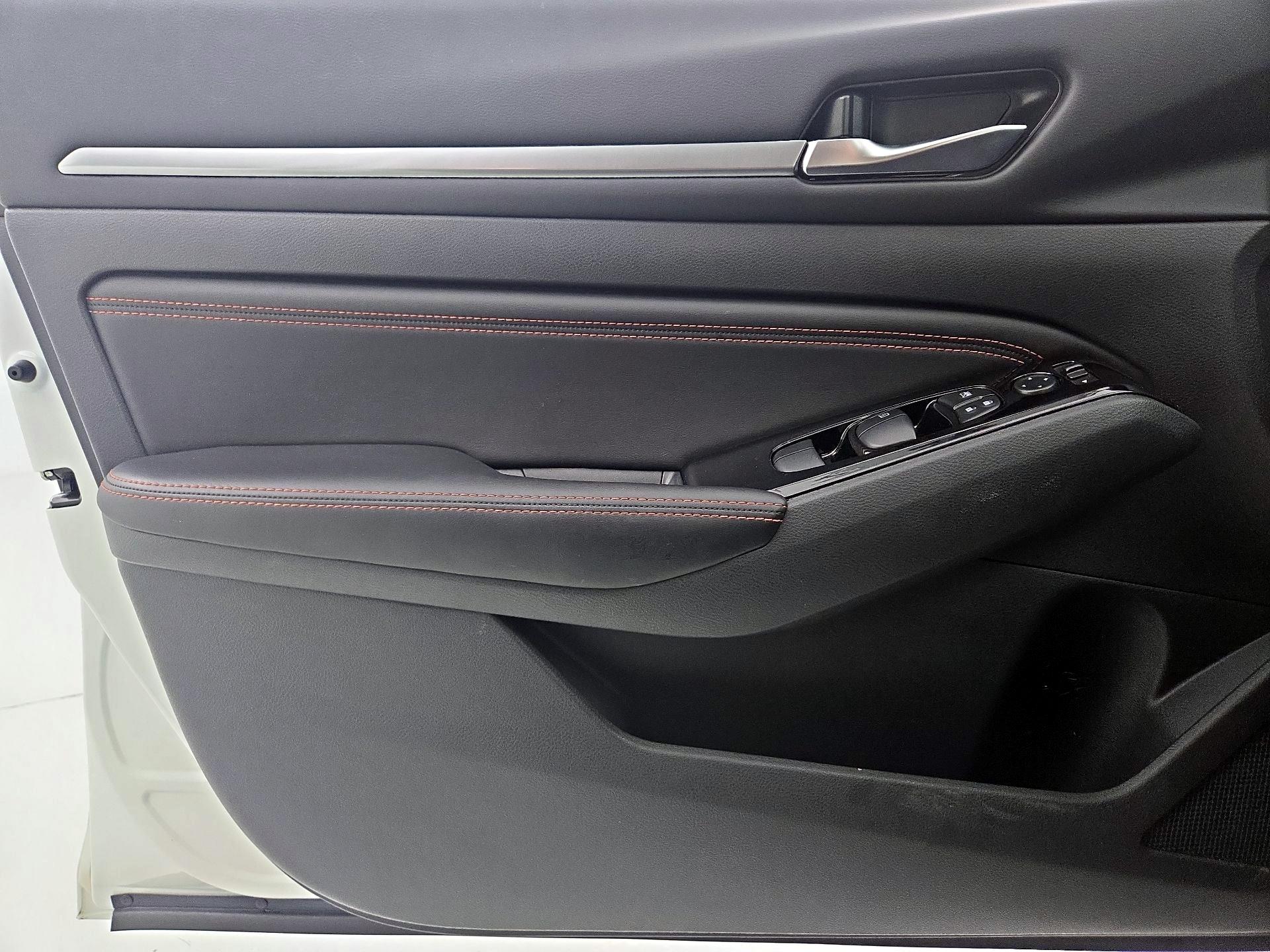 Thumbnail: 2023 Nissan Altima - 12