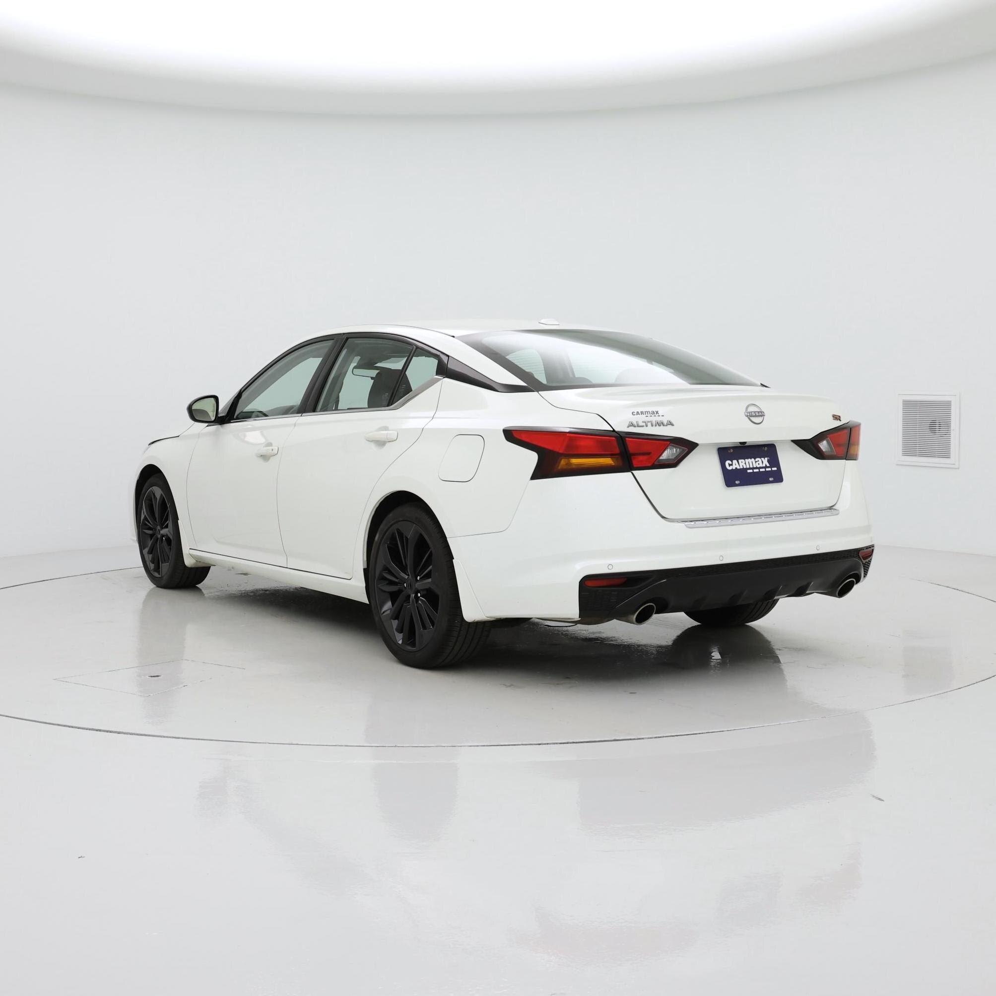 Thumbnail: 2023 Nissan Altima - 2