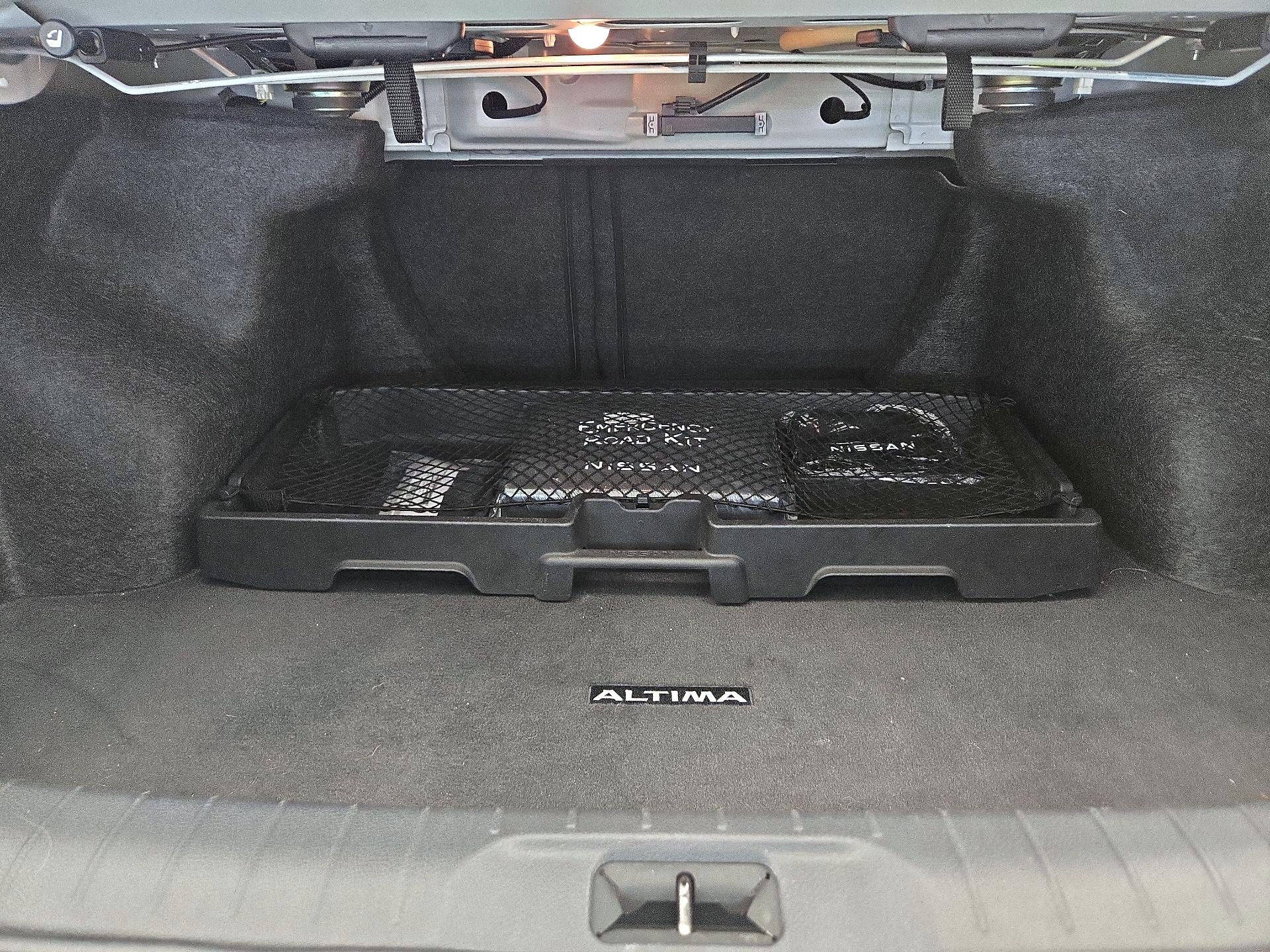 Thumbnail: 2023 Nissan Altima - 20