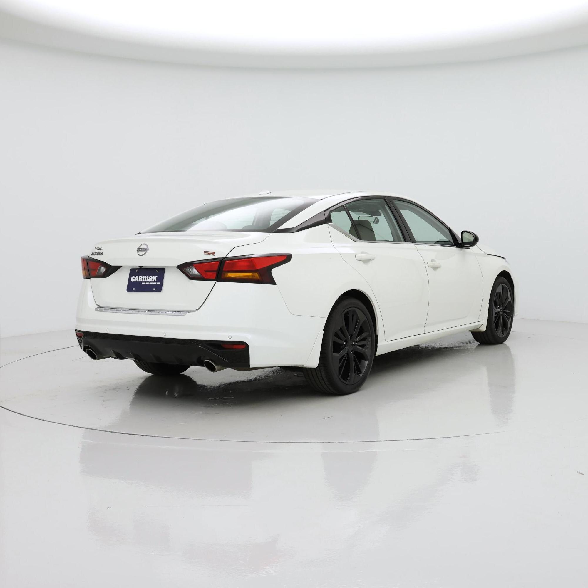 Thumbnail: 2023 Nissan Altima - 8