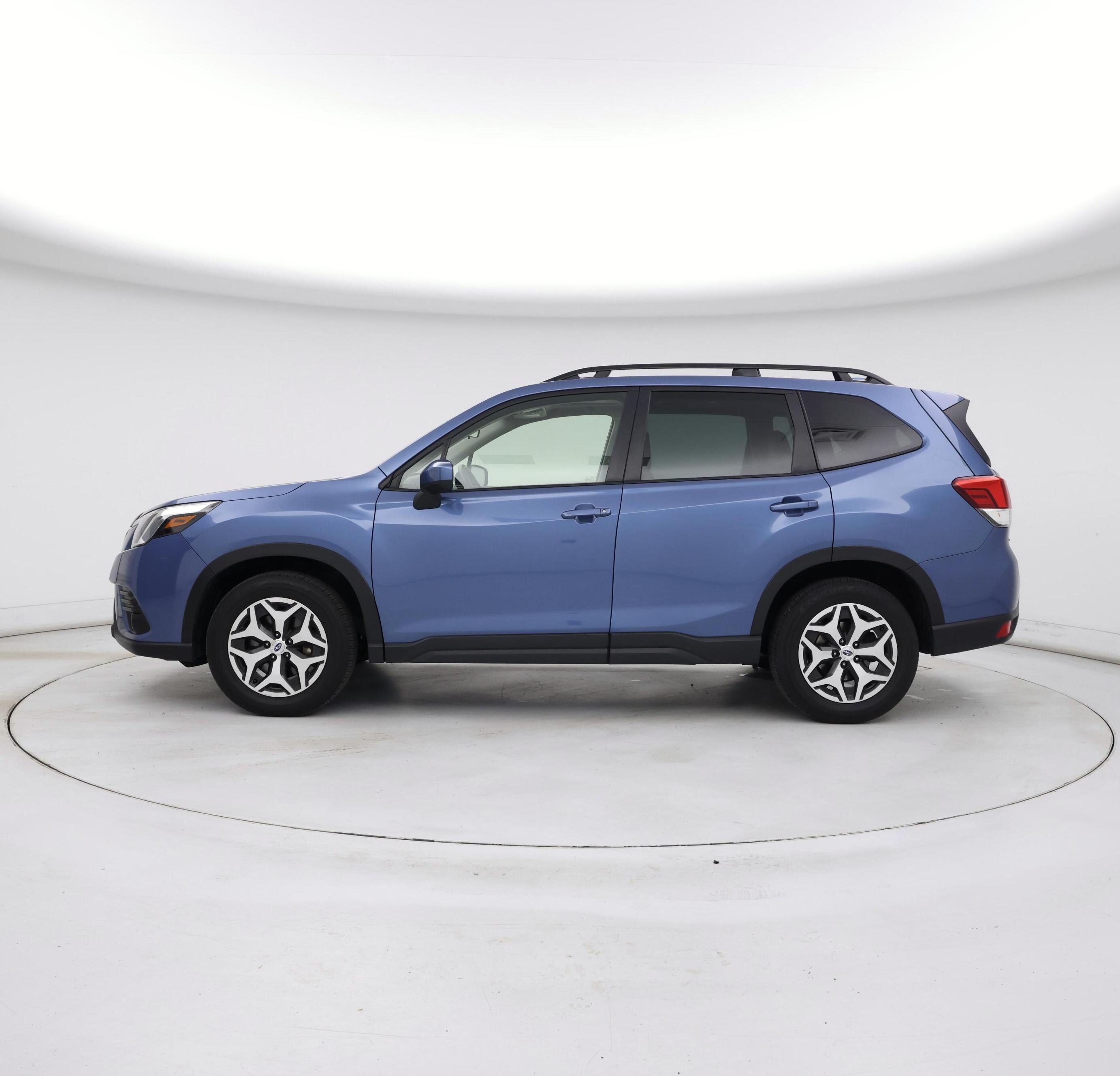 Thumbnail: 2023 Subaru Forester - 3