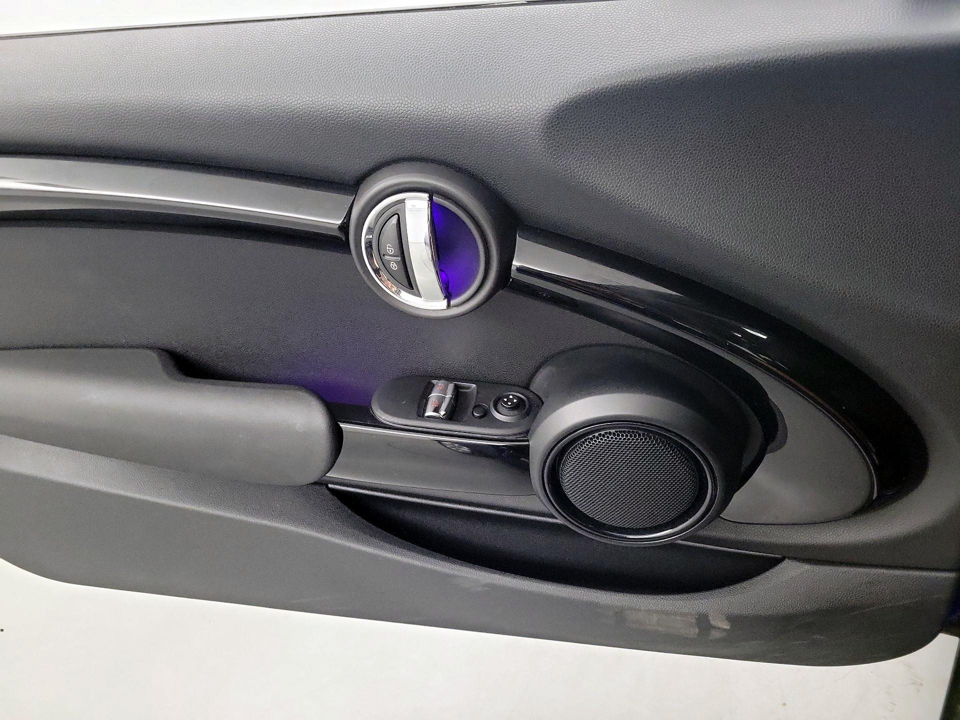 Thumbnail: 2020 MINI Cooper Hardtop - 10