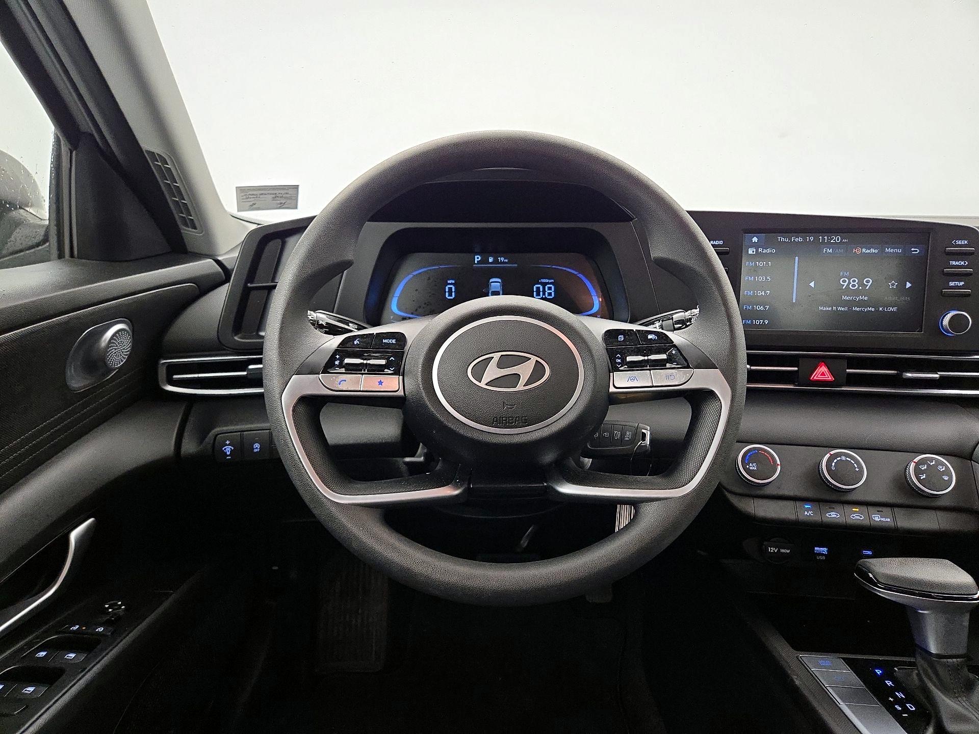 Thumbnail: 2025 Hyundai Elantra - 10