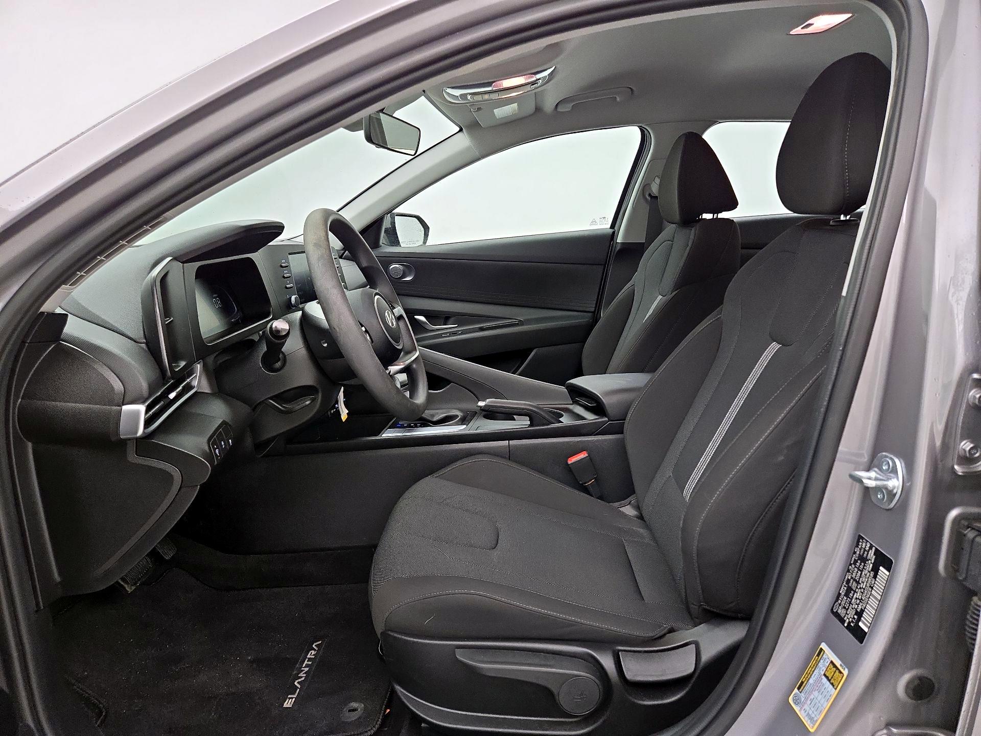 Thumbnail: 2025 Hyundai Elantra - 11