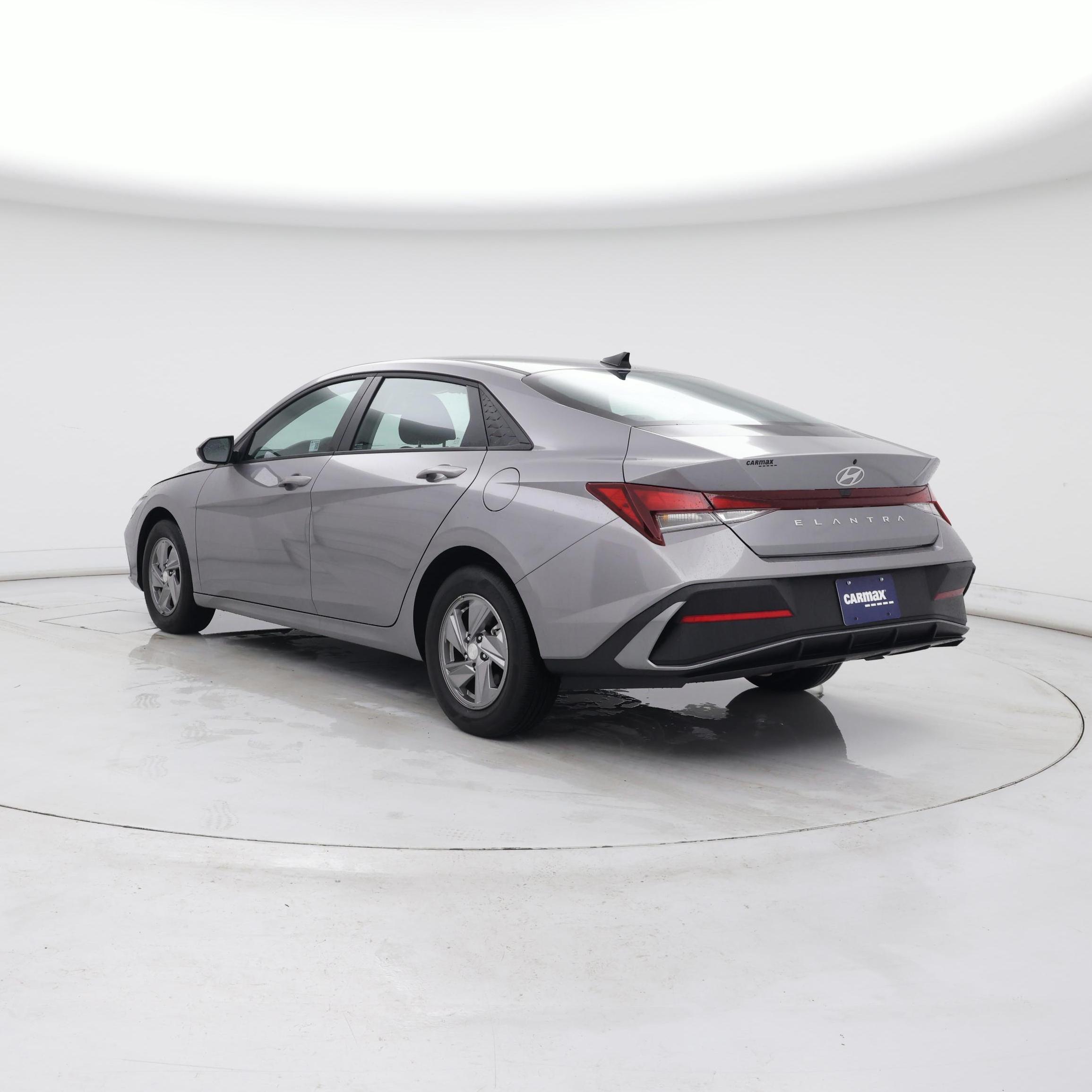 Thumbnail: 2025 Hyundai Elantra - 2