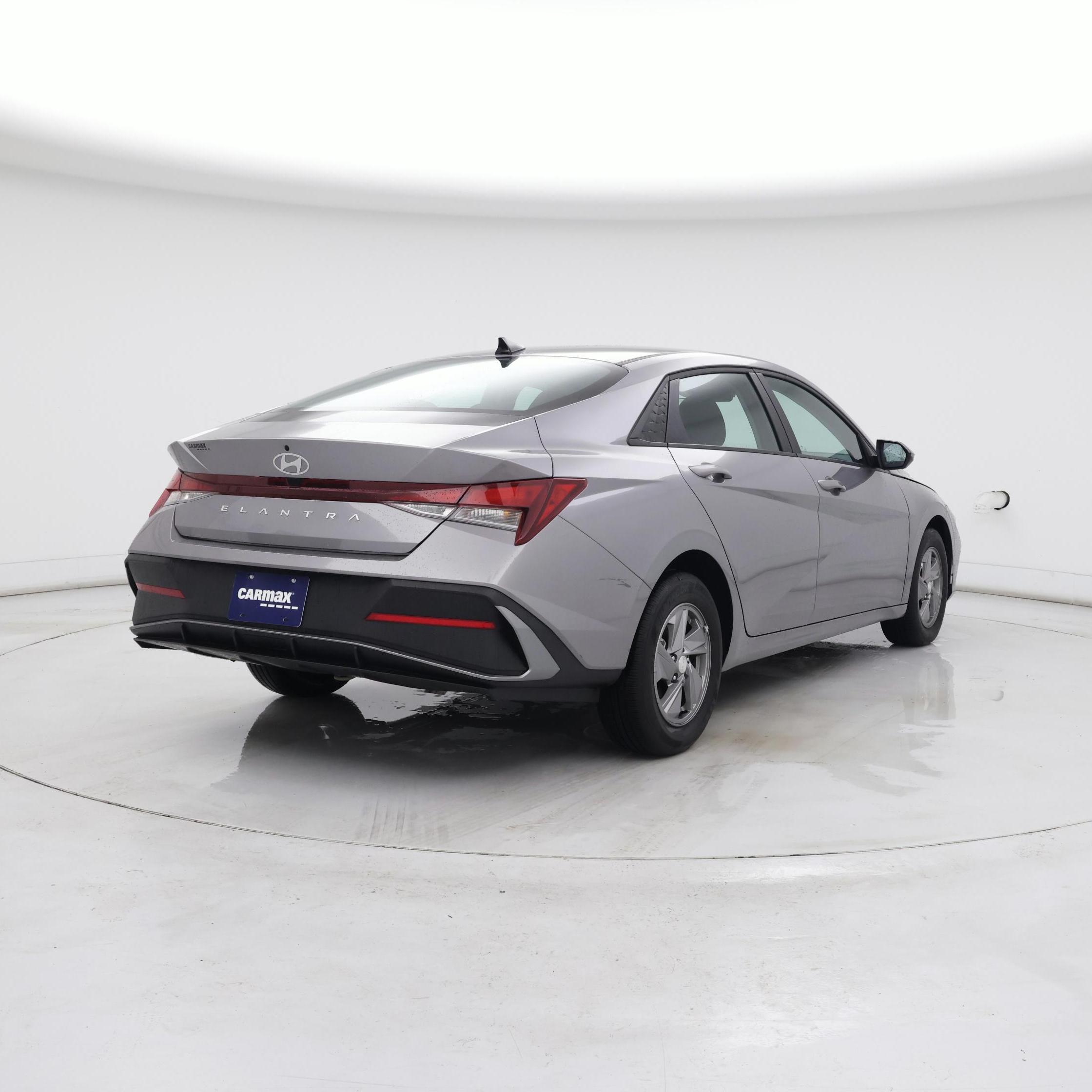 Thumbnail: 2025 Hyundai Elantra - 8