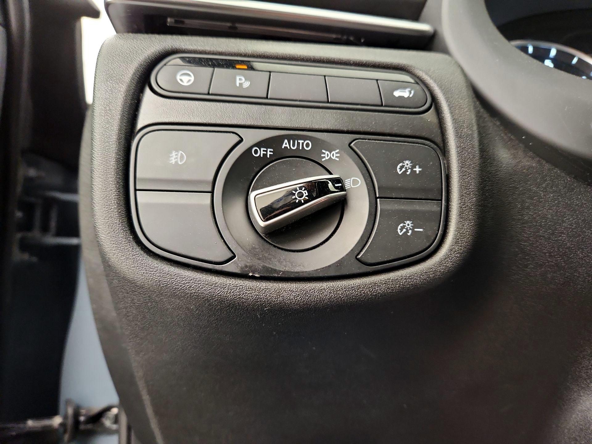 Thumbnail: 2023 INFINITI QX55 - 11