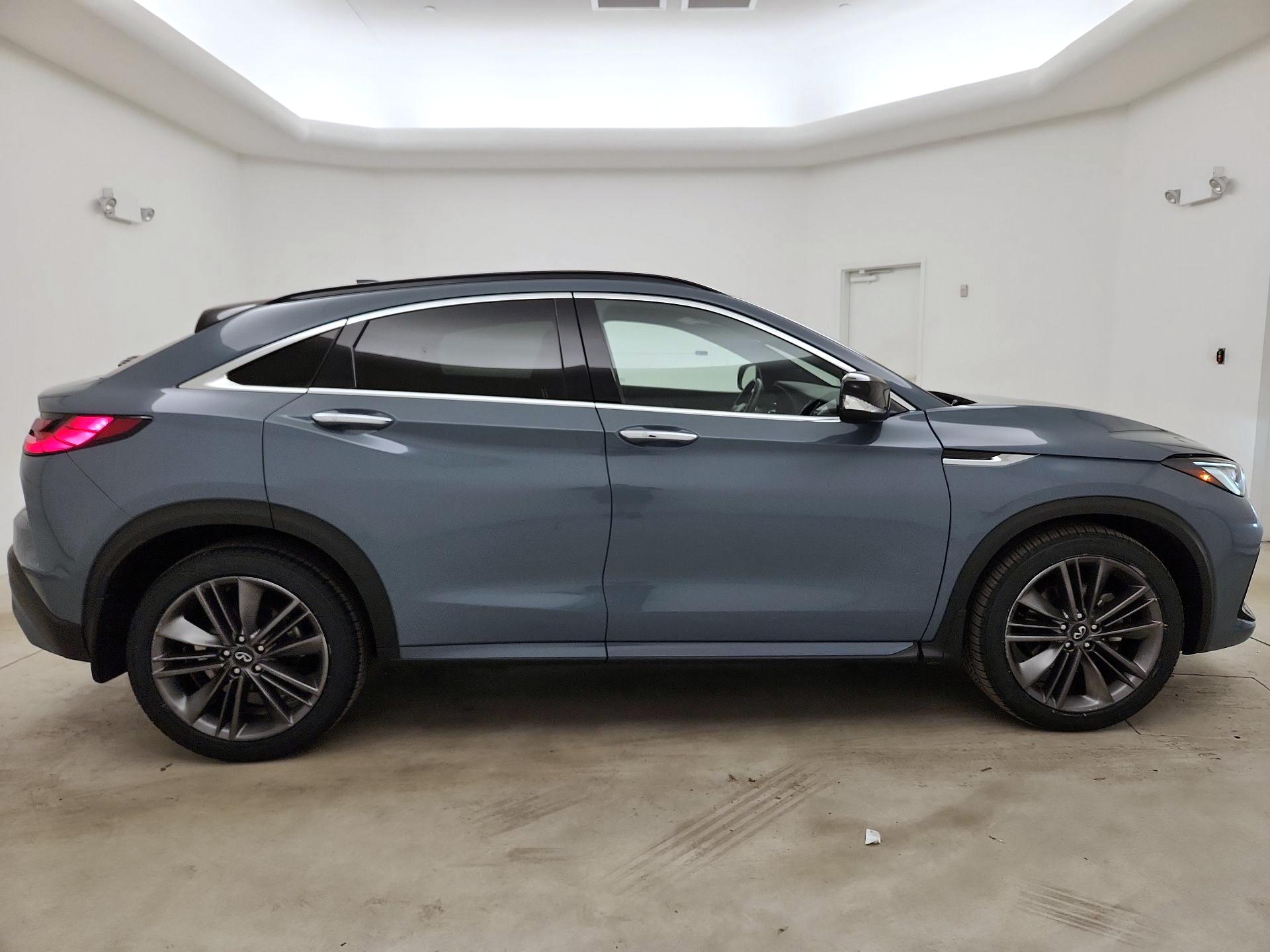 Thumbnail: 2023 INFINITI QX55 - 4