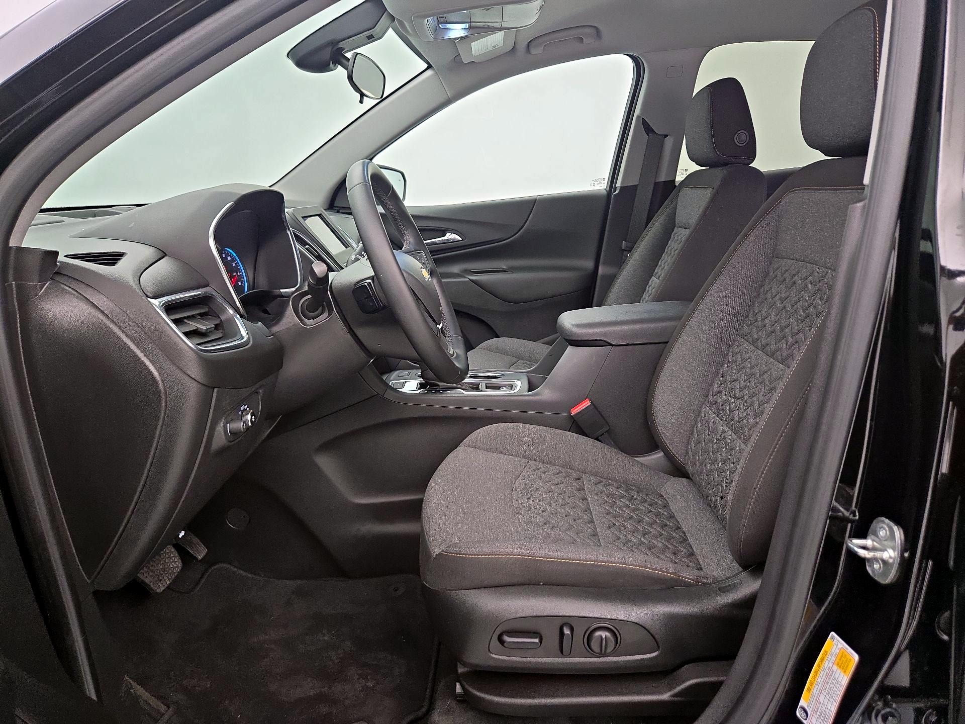 Thumbnail: 2023 Chevrolet Equinox - 11