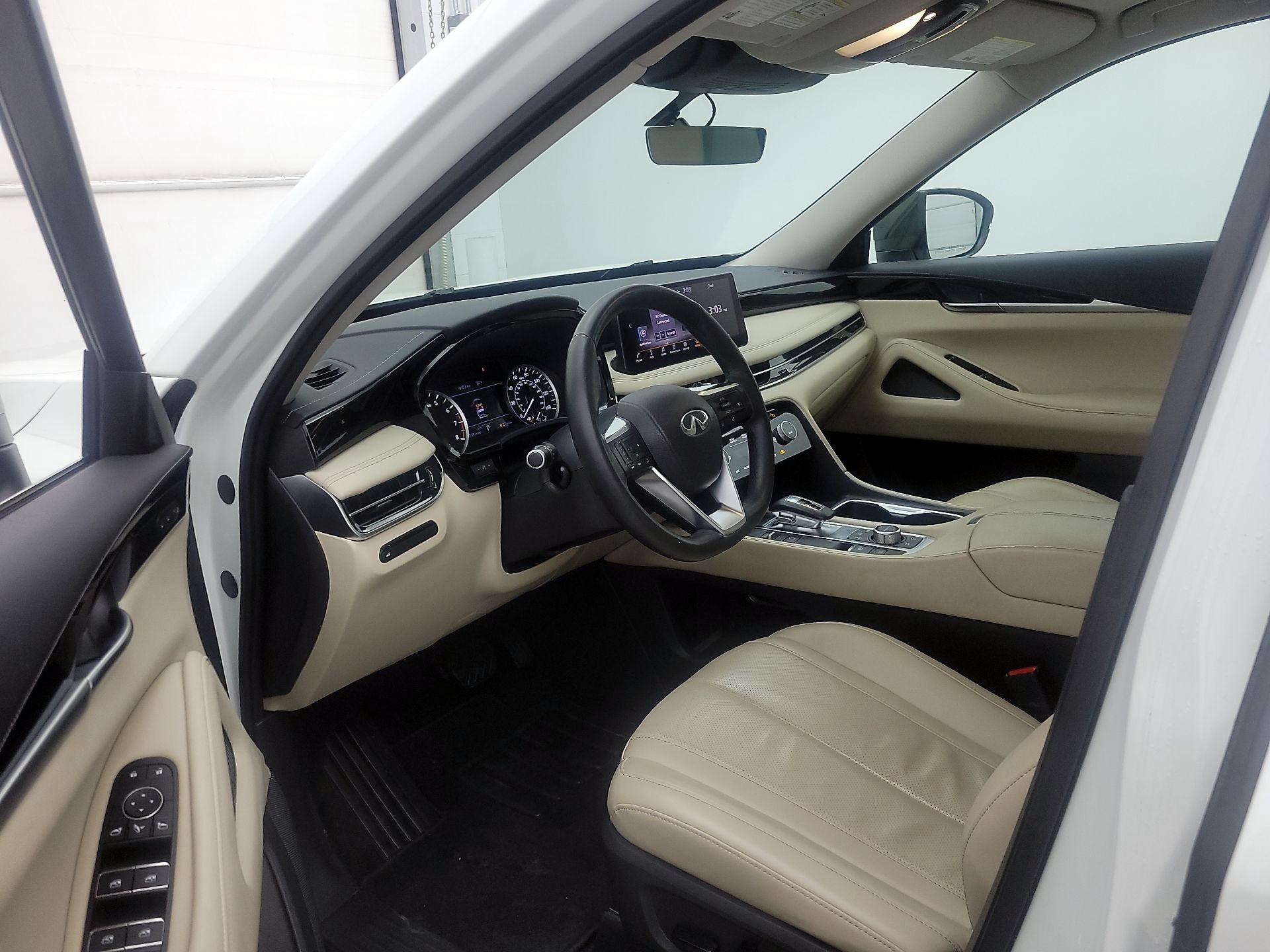 Thumbnail: 2023 INFINITI QX60 - 11