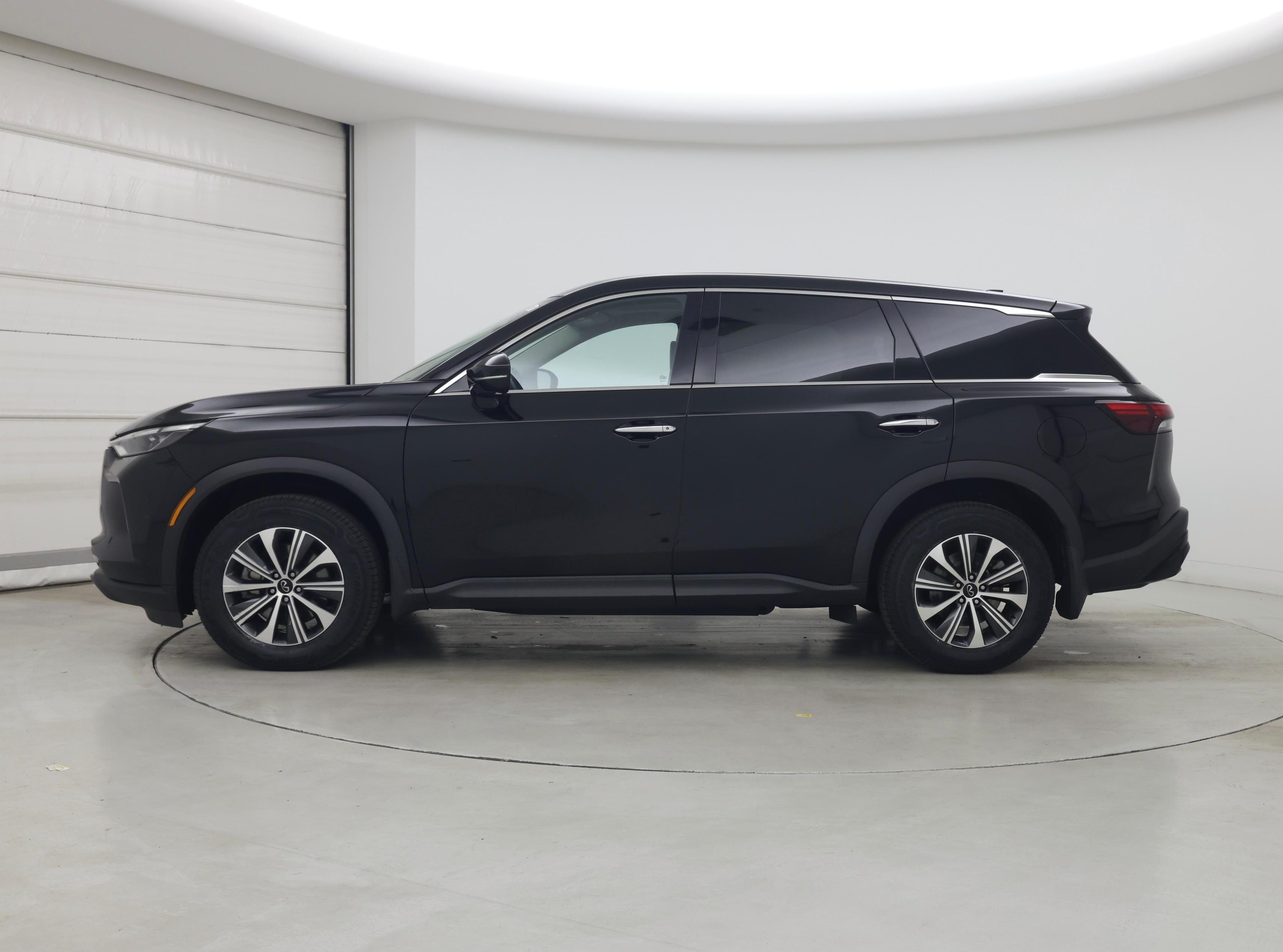 Thumbnail: 2023 INFINITI QX60 - 3