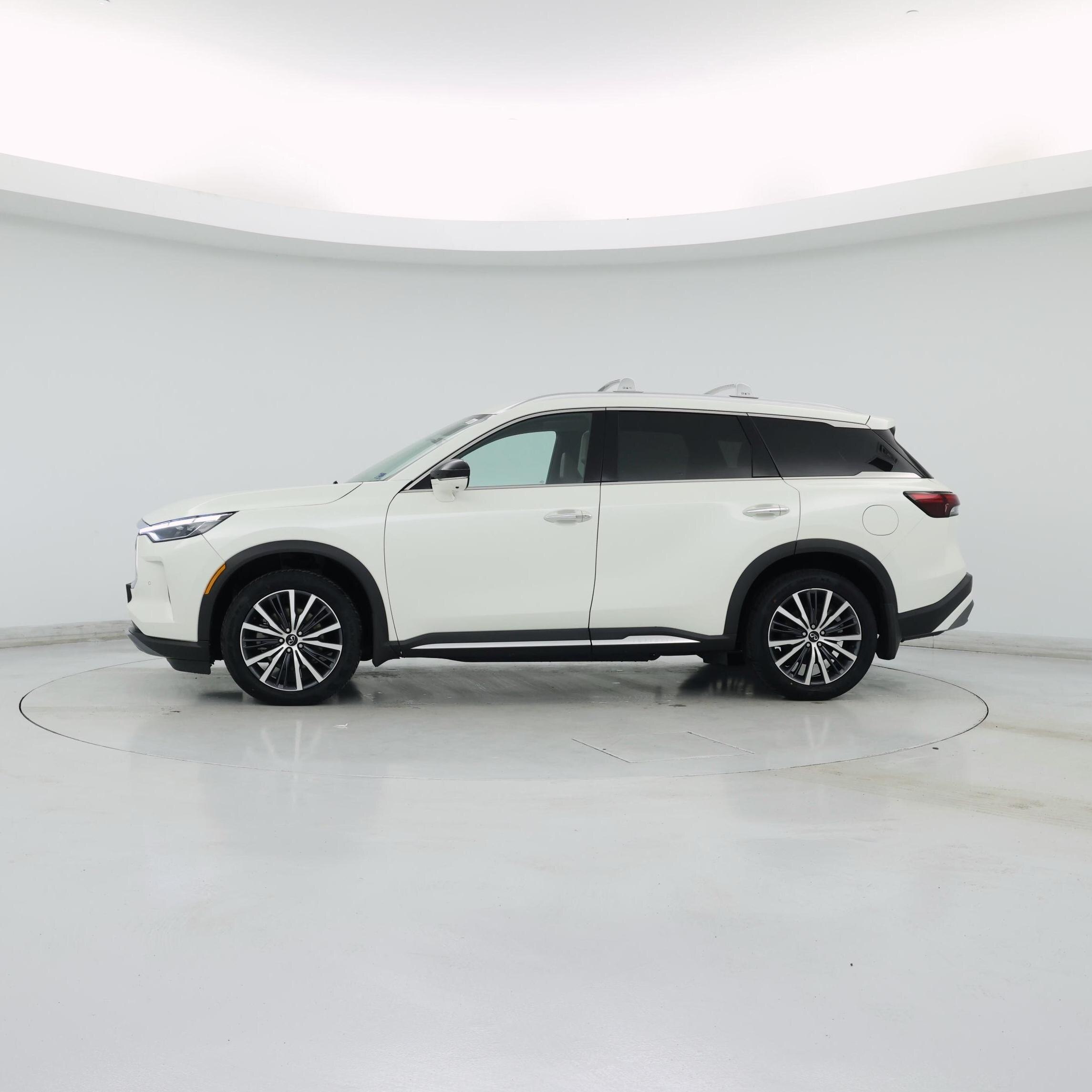 Thumbnail: 2023 INFINITI QX60 - 3