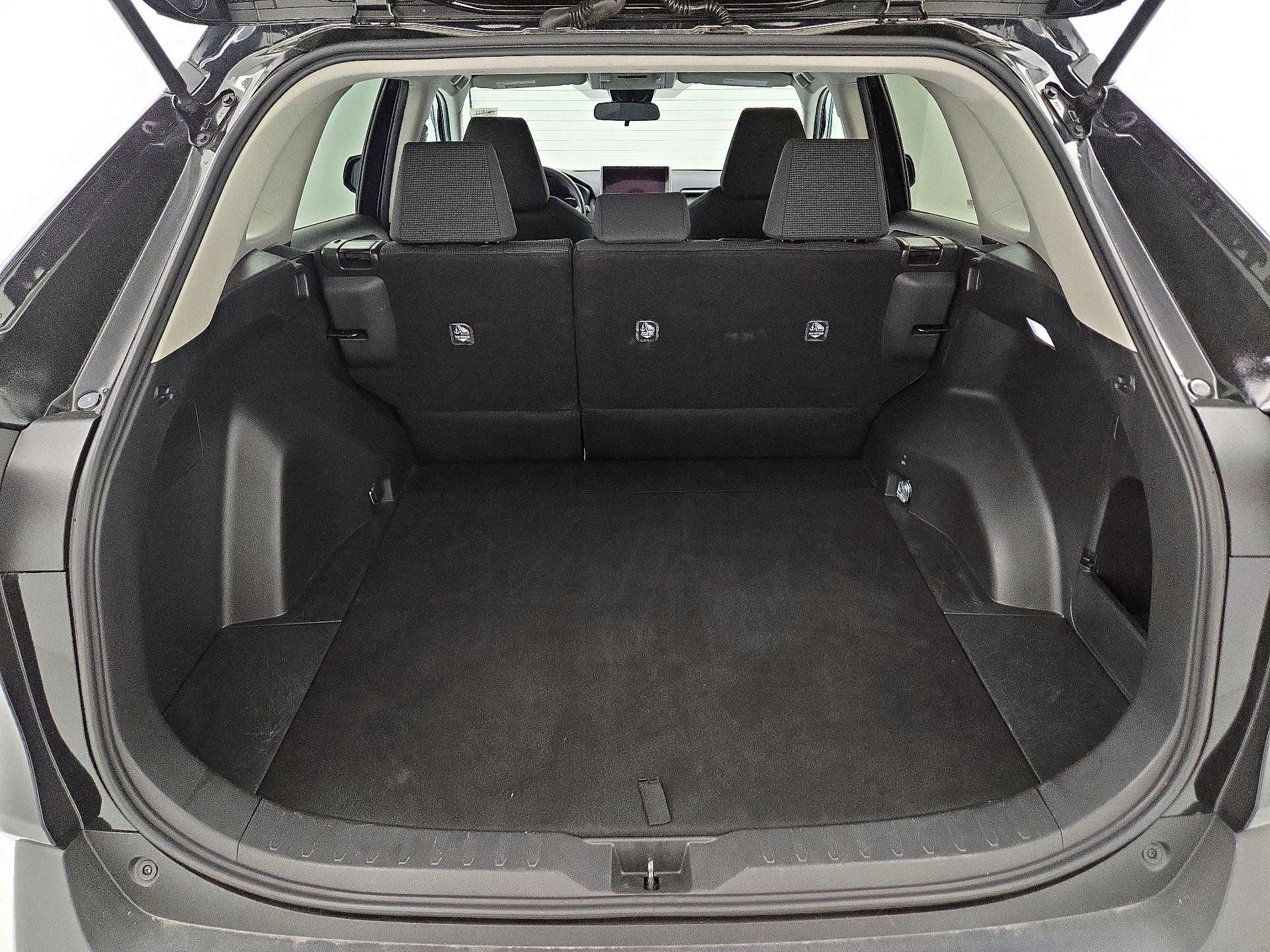 Thumbnail: 2024 Toyota RAV4 - 20