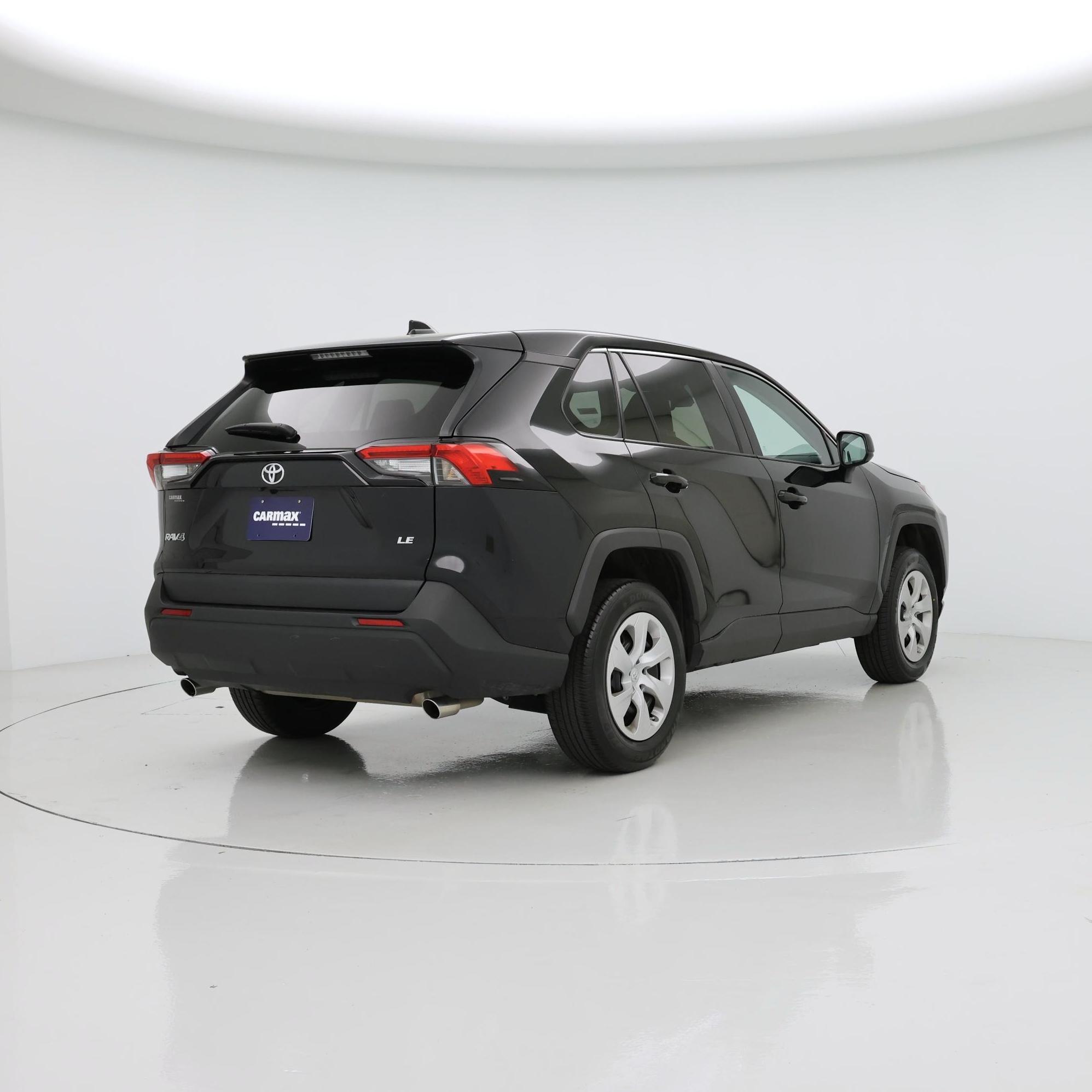 Thumbnail: 2024 Toyota RAV4 - 8