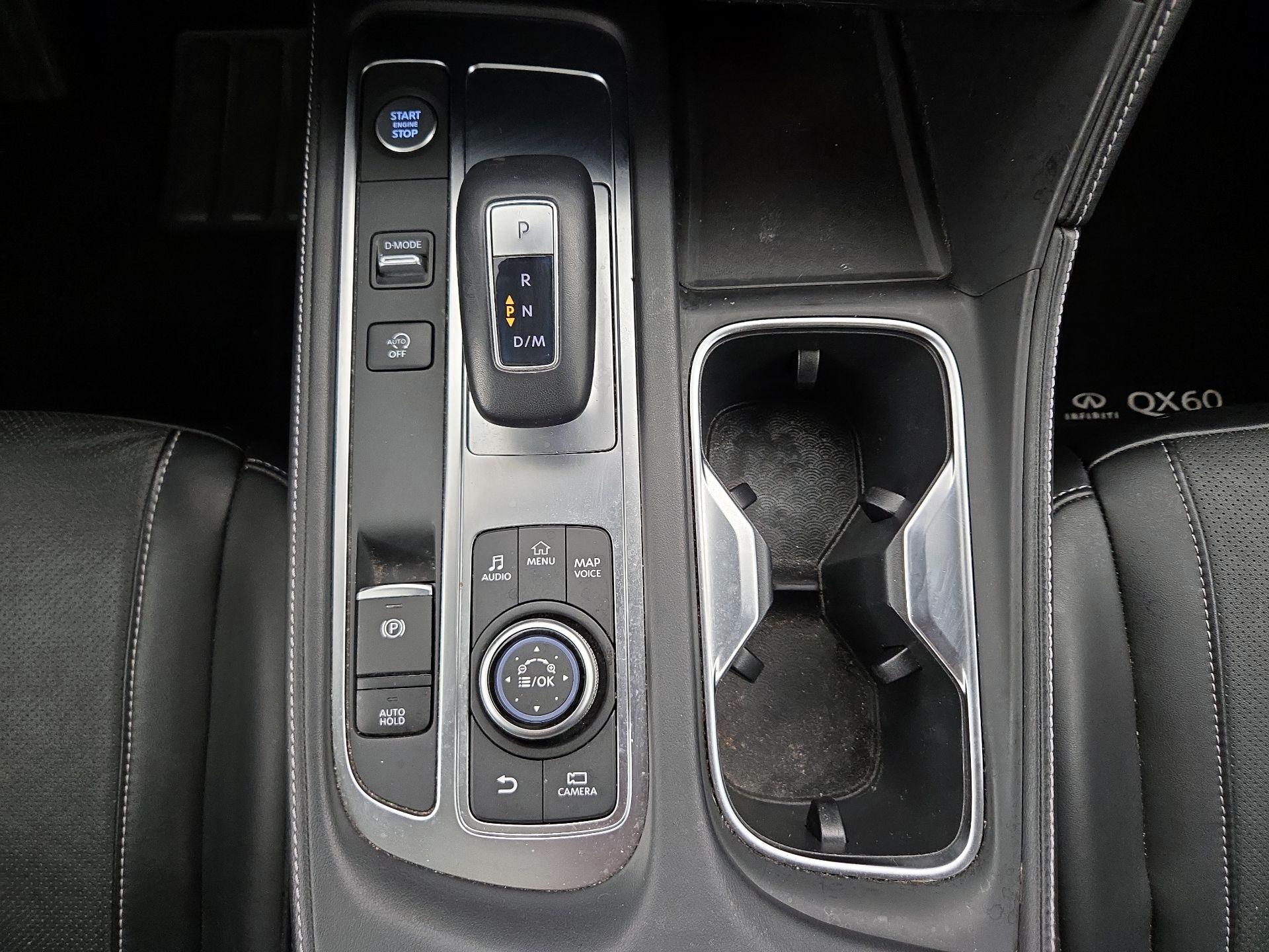 Thumbnail: 2023 INFINITI QX60 - 18