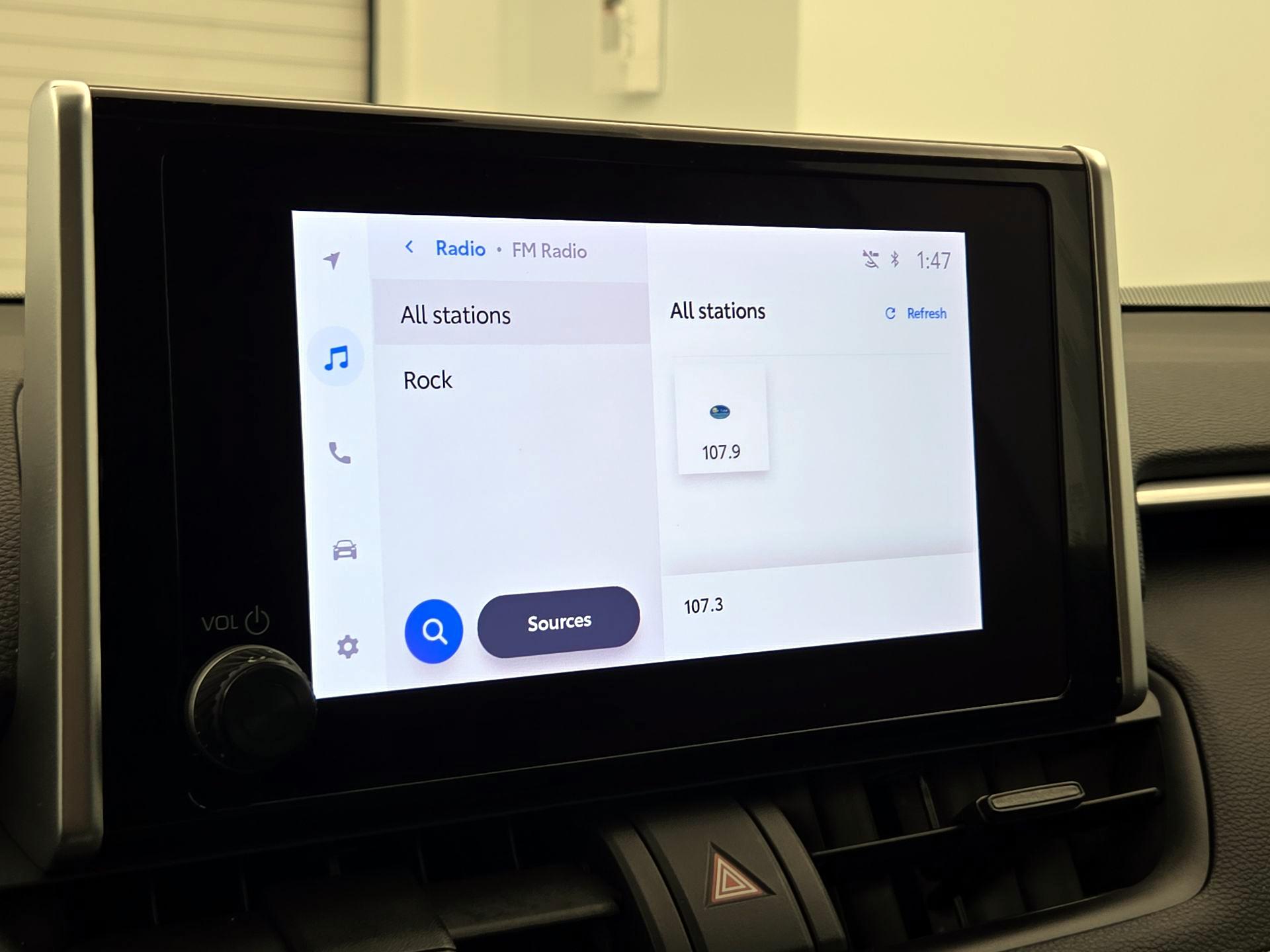 Thumbnail: 2023 Toyota RAV4 - 15