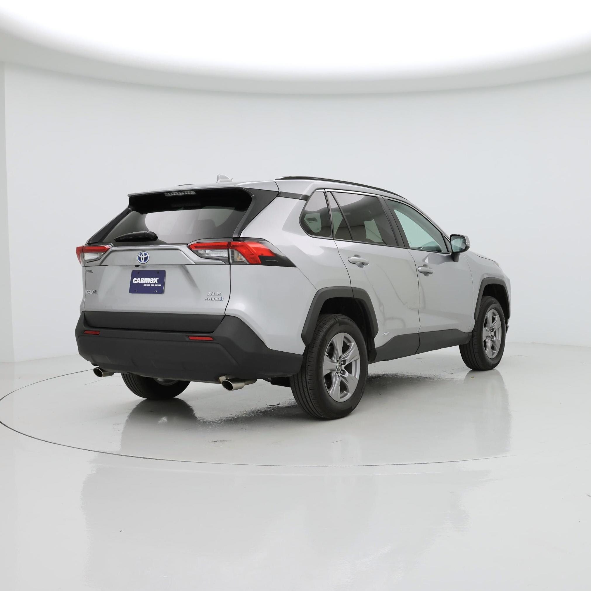 Thumbnail: 2023 Toyota RAV4 - 8