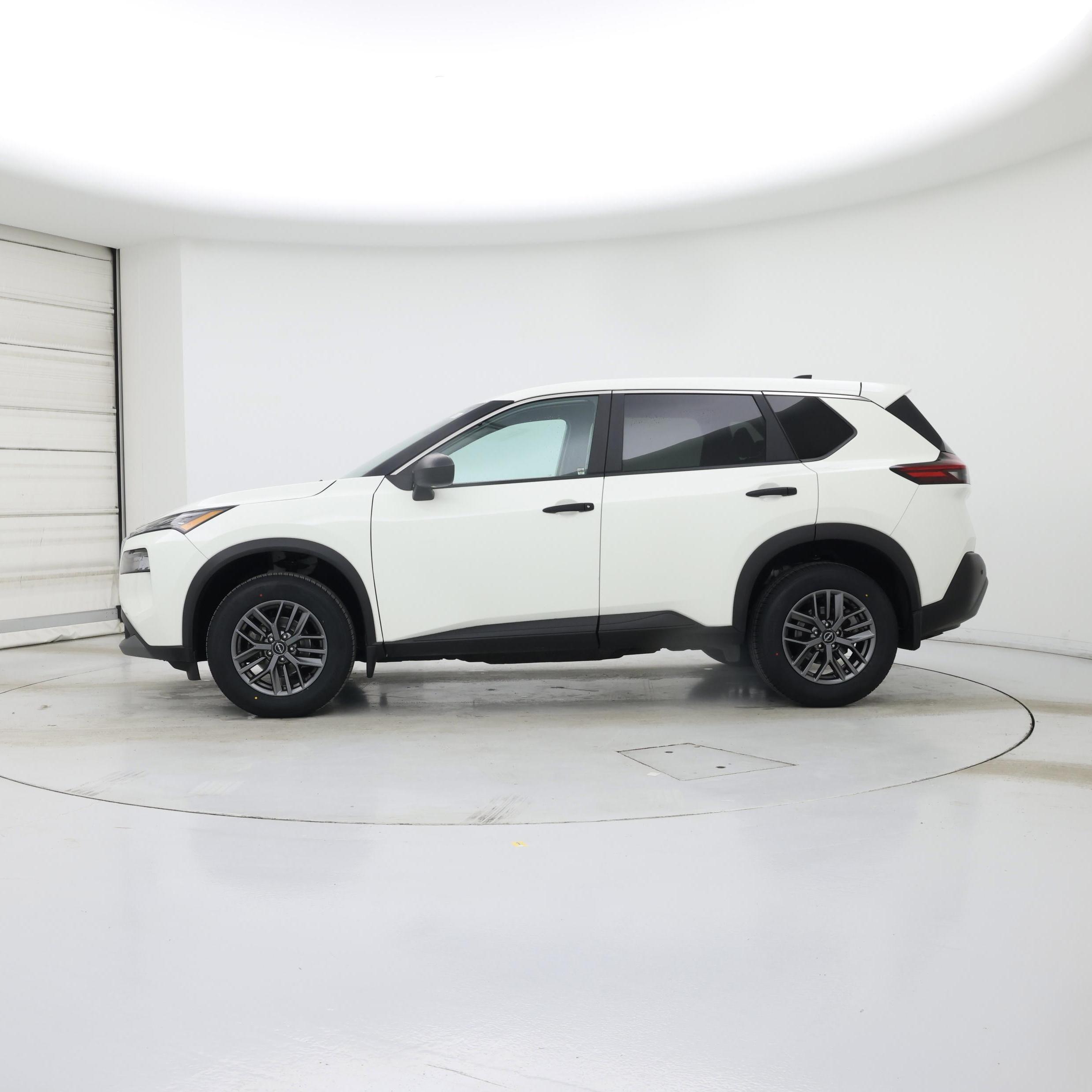 Thumbnail: 2023 Nissan Rogue - 3