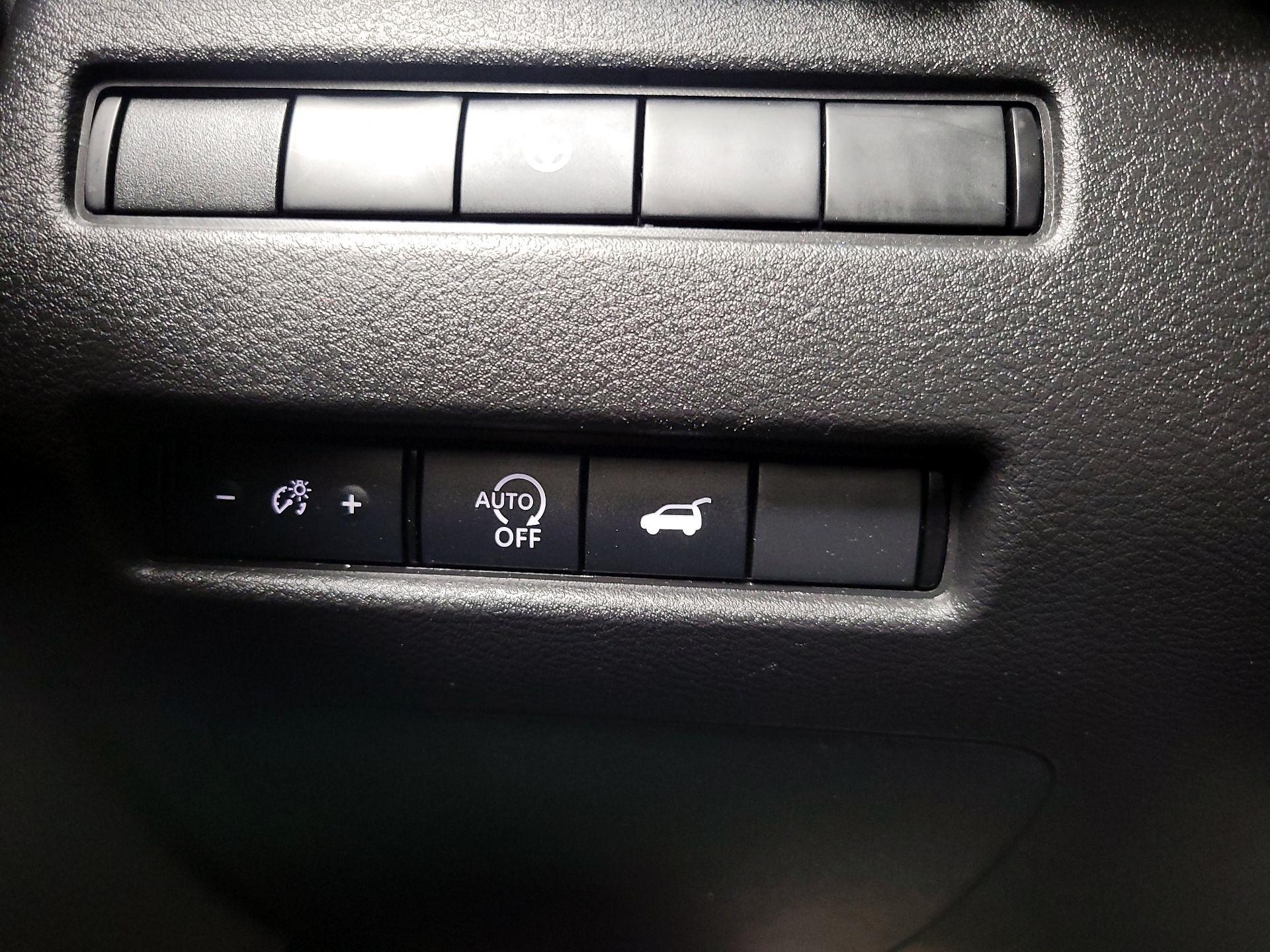 Thumbnail: 2023 Nissan Rogue - 13