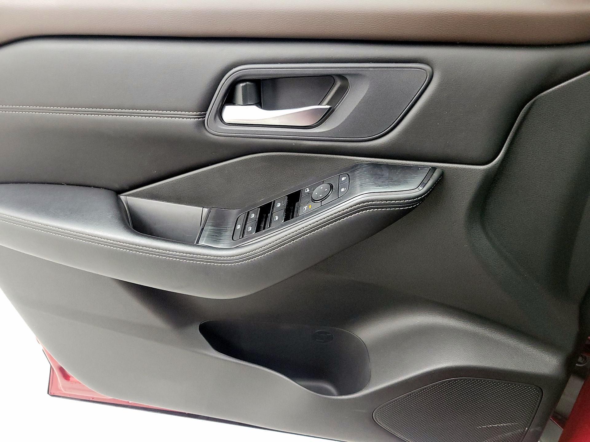 Thumbnail: 2023 Nissan Rogue - 12