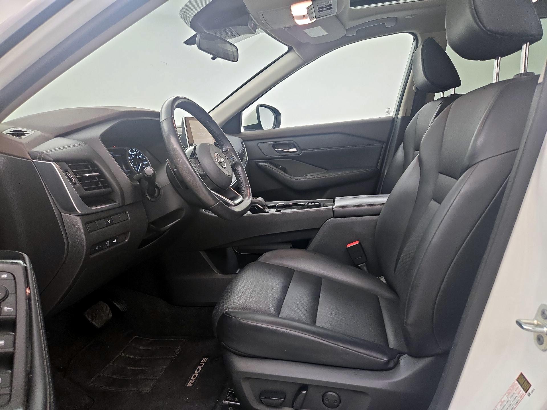 Thumbnail: 2023 Nissan Rogue - 11