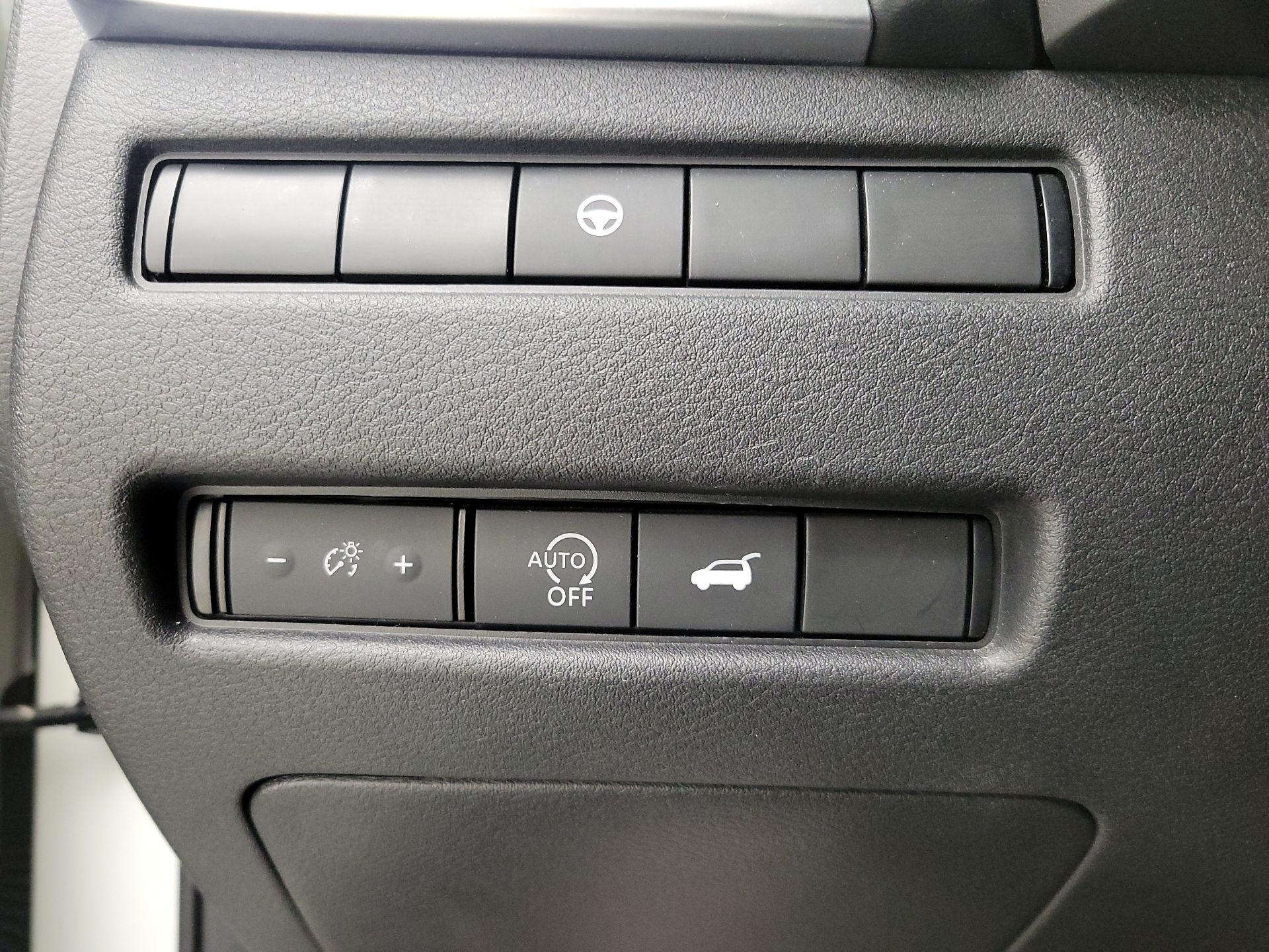 Thumbnail: 2023 Nissan Rogue - 13